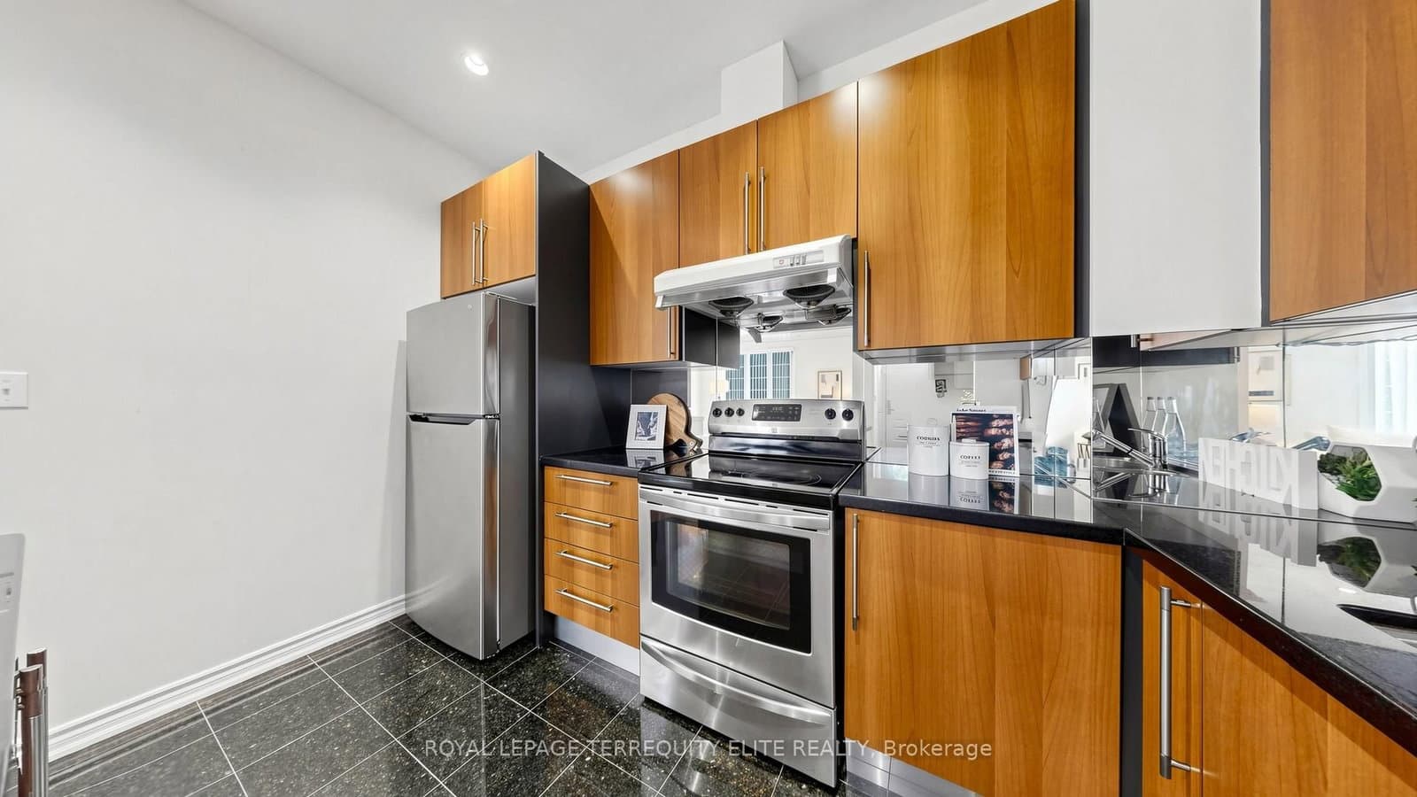 11 Everson Drive, Unit 412 thumbnail 17