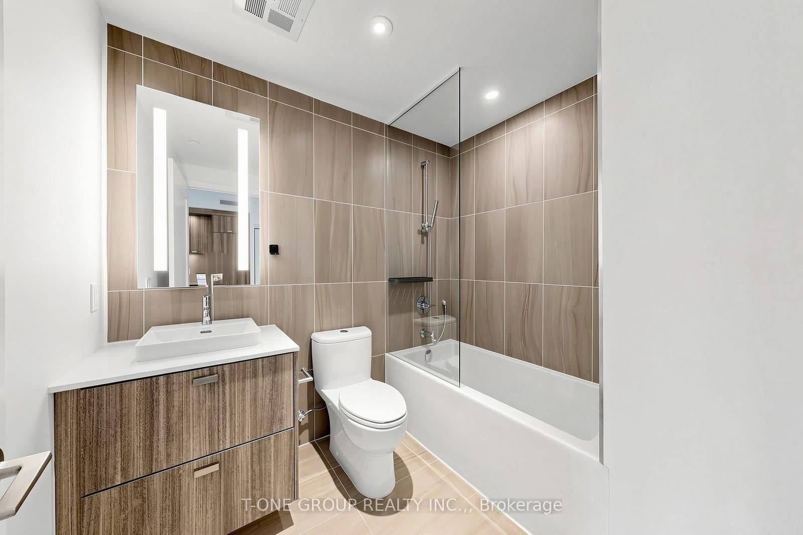 470 Front Street W, Unit 1708 thumbnail 24