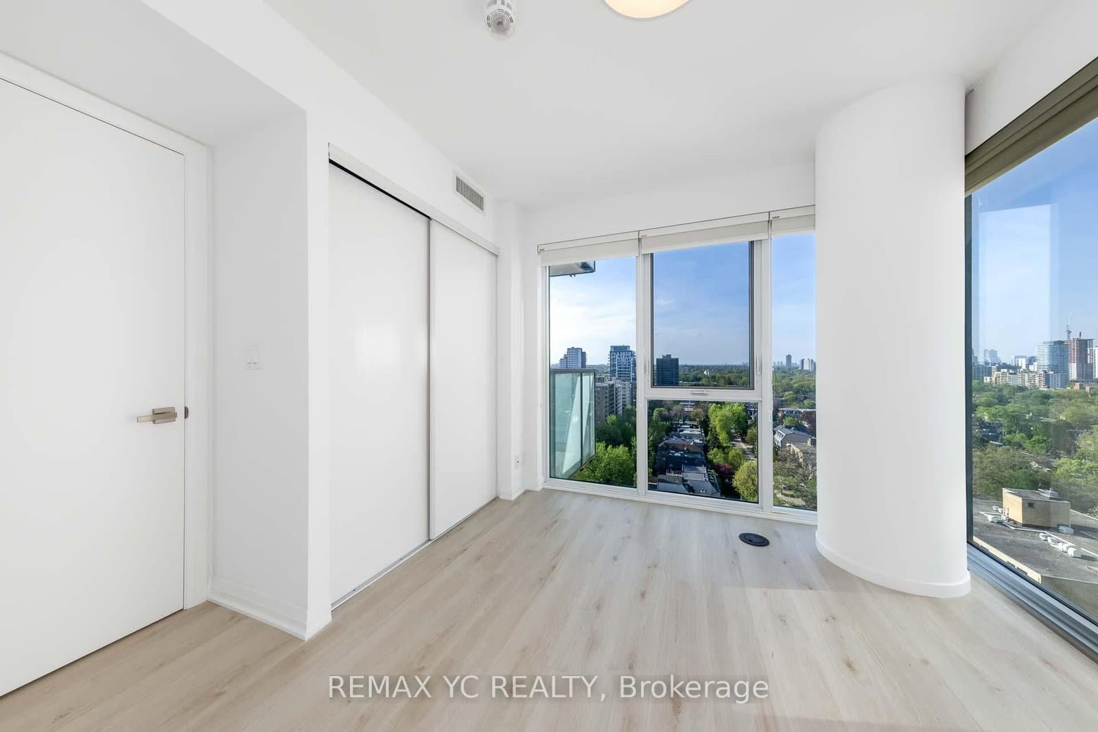 99 Foxbar Road, Unit 1908 thumbnail 19
