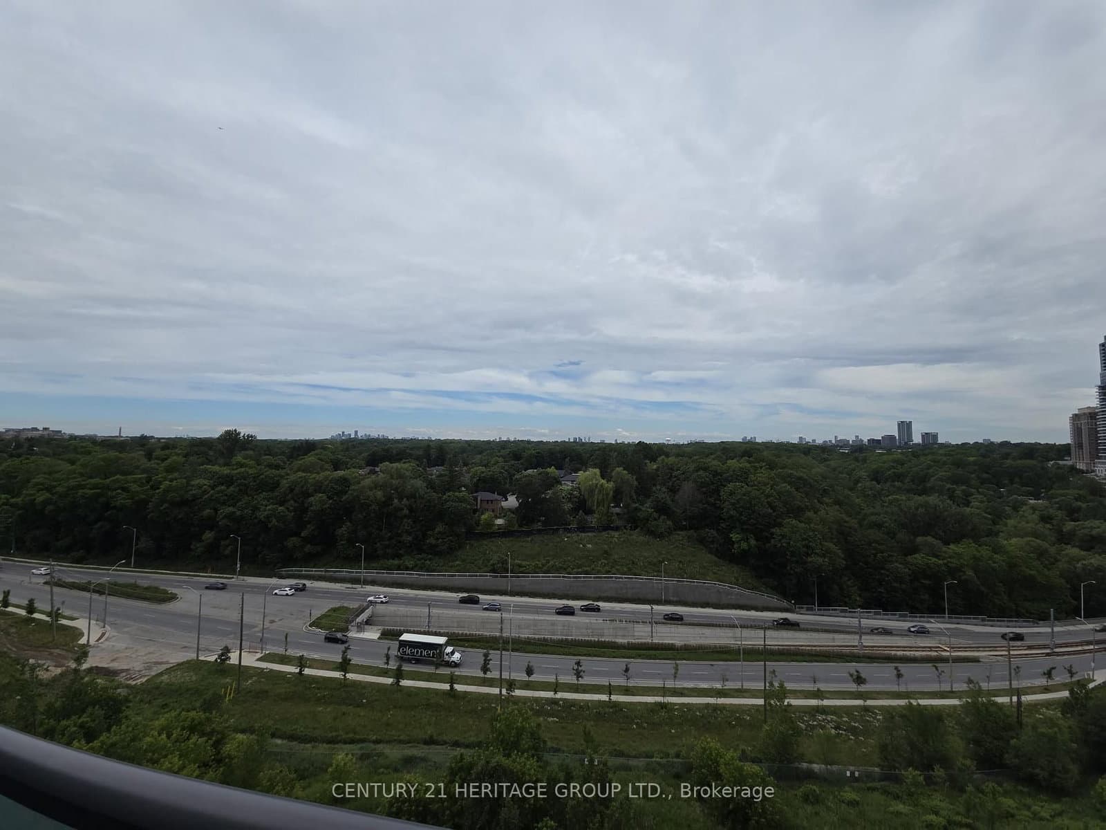 35 Brian Peck Crescent, Unit 805 thumbnail 8