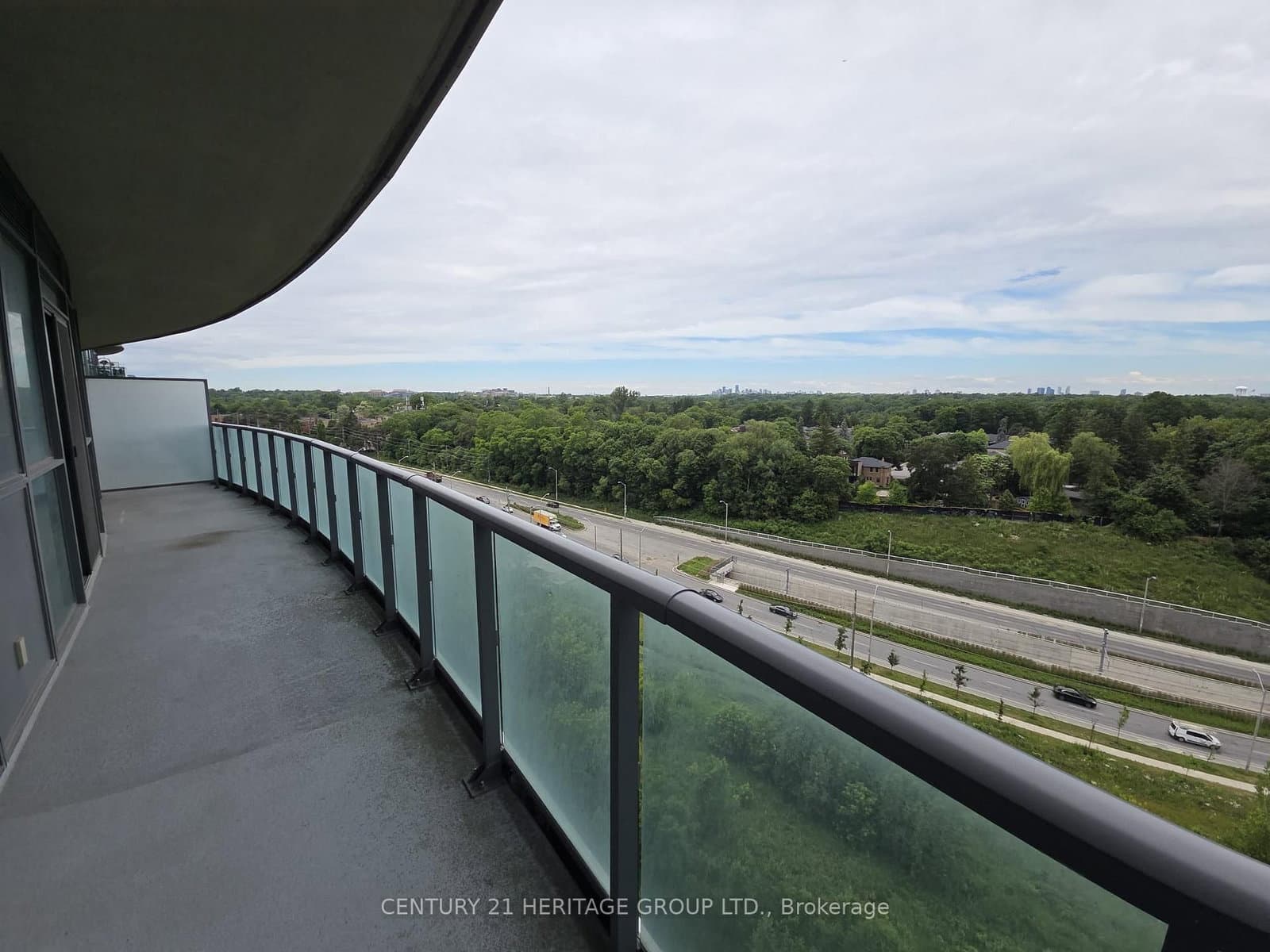 35 Brian Peck Crescent, Unit 805 thumbnail 9