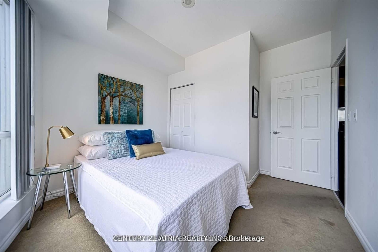 18 Holmes Avenue, Unit 1109 thumbnail 13