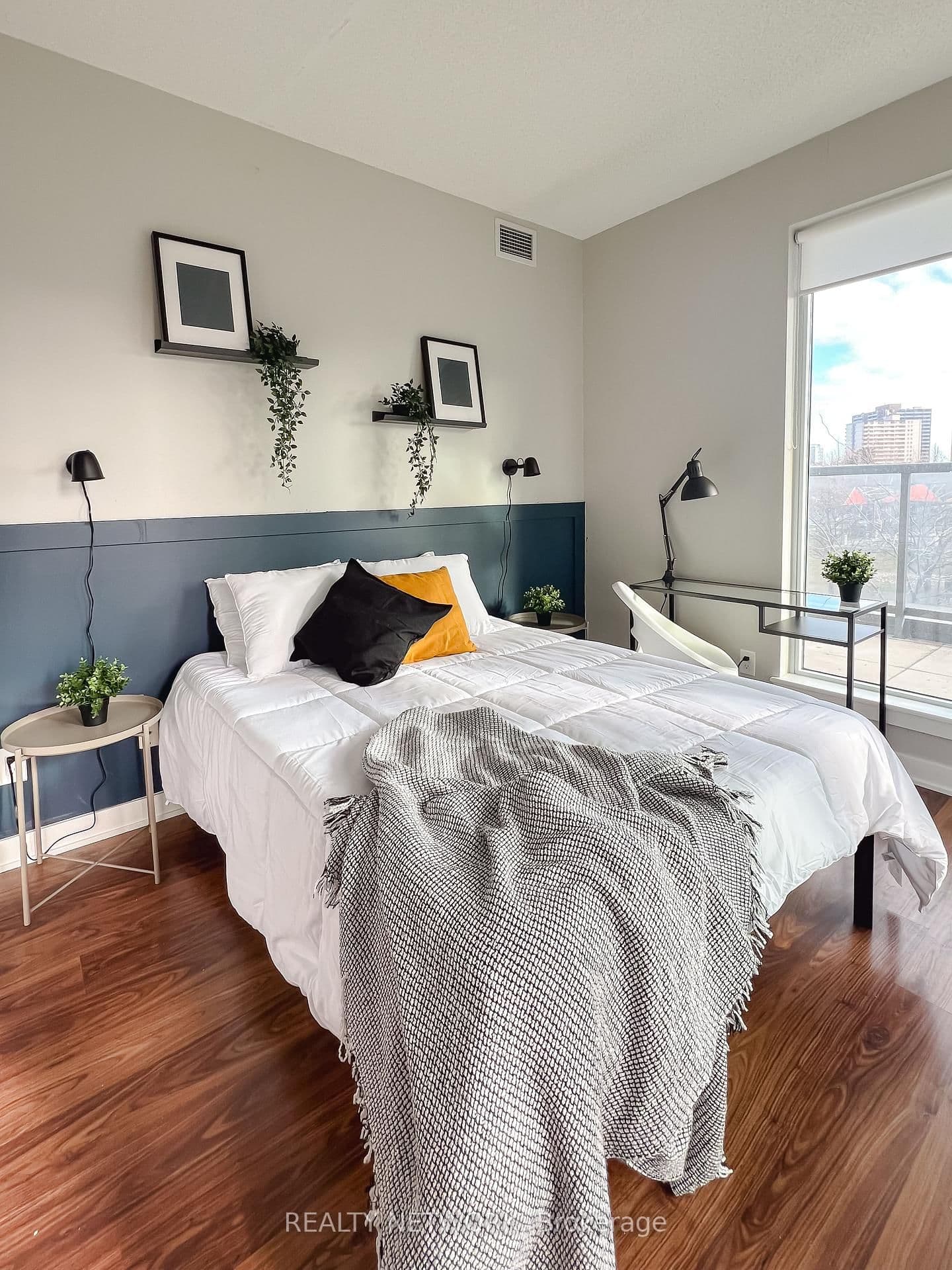 260 Sackville Street, Unit 210 thumbnail 11