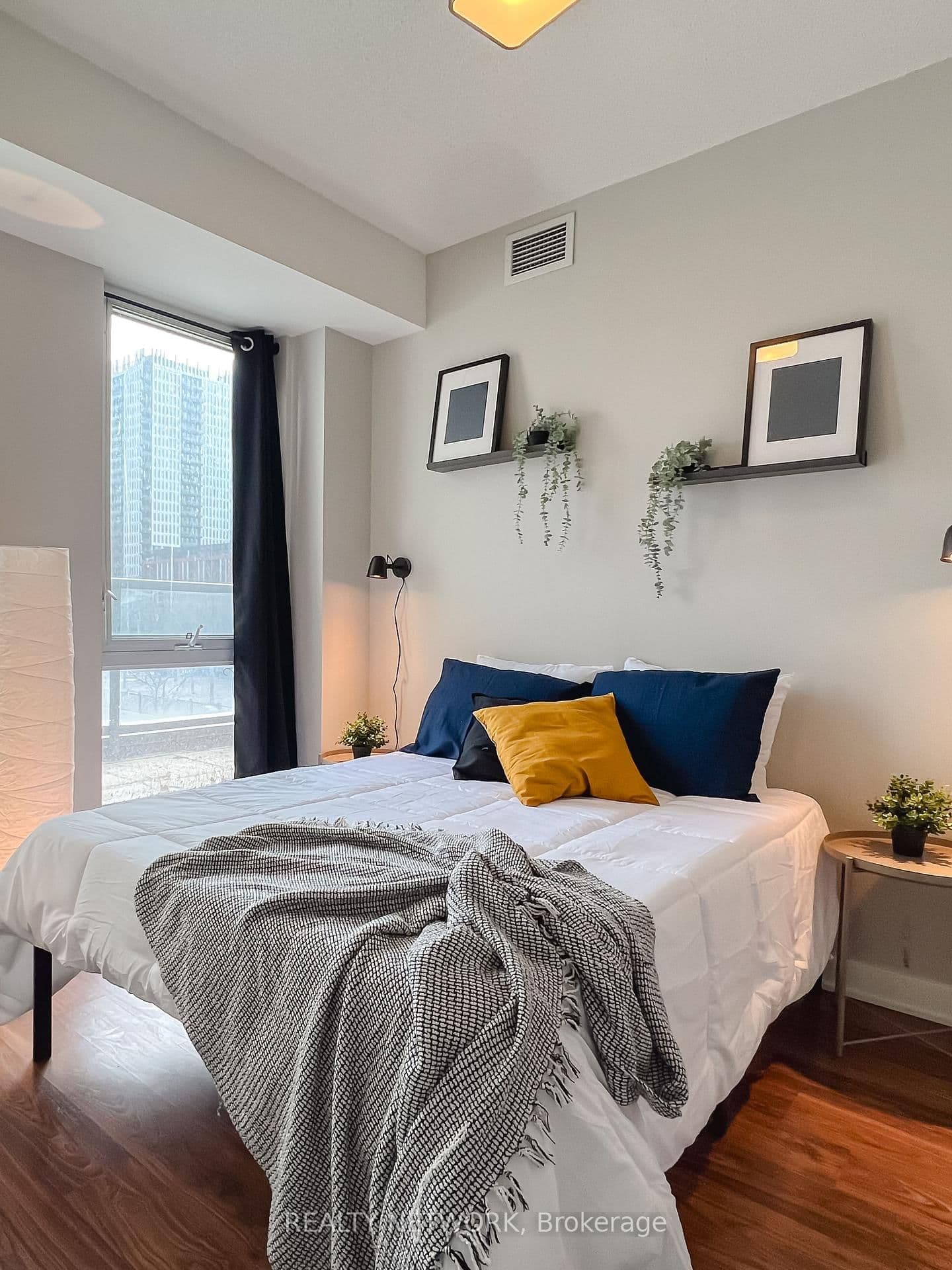 260 Sackville Street, Unit 210 thumbnail 14