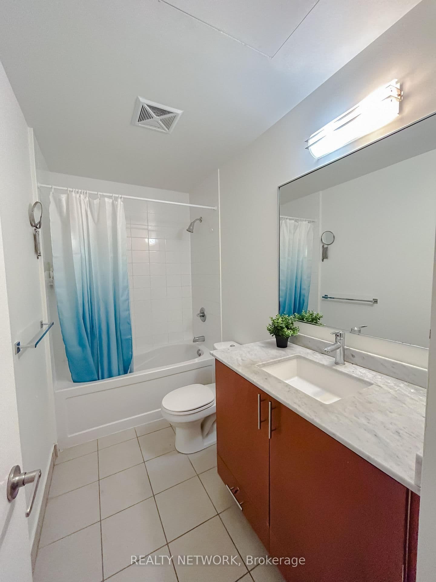 260 Sackville Street, Unit 210 thumbnail 21