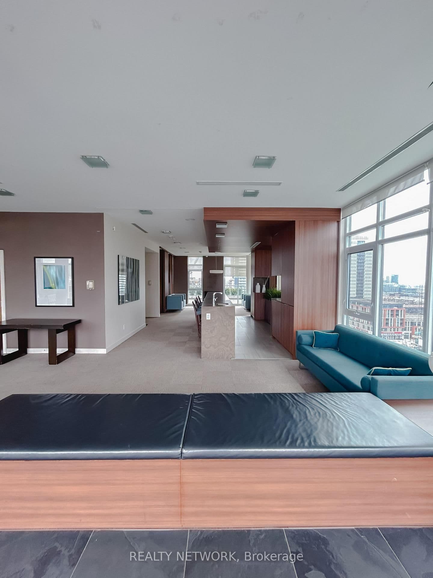 260 Sackville Street, Unit 210 thumbnail 5