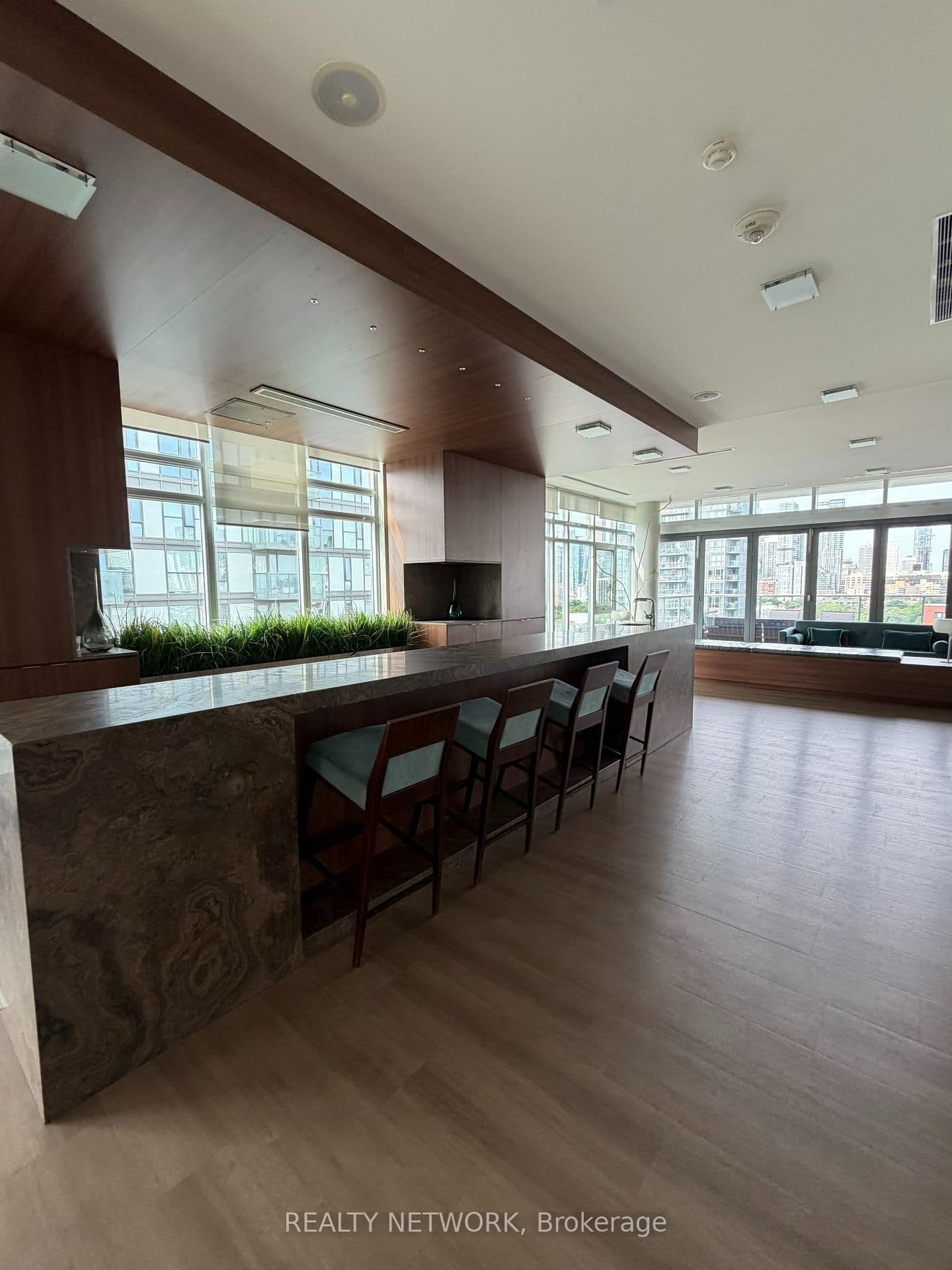 260 Sackville Street, Unit 210 thumbnail 7