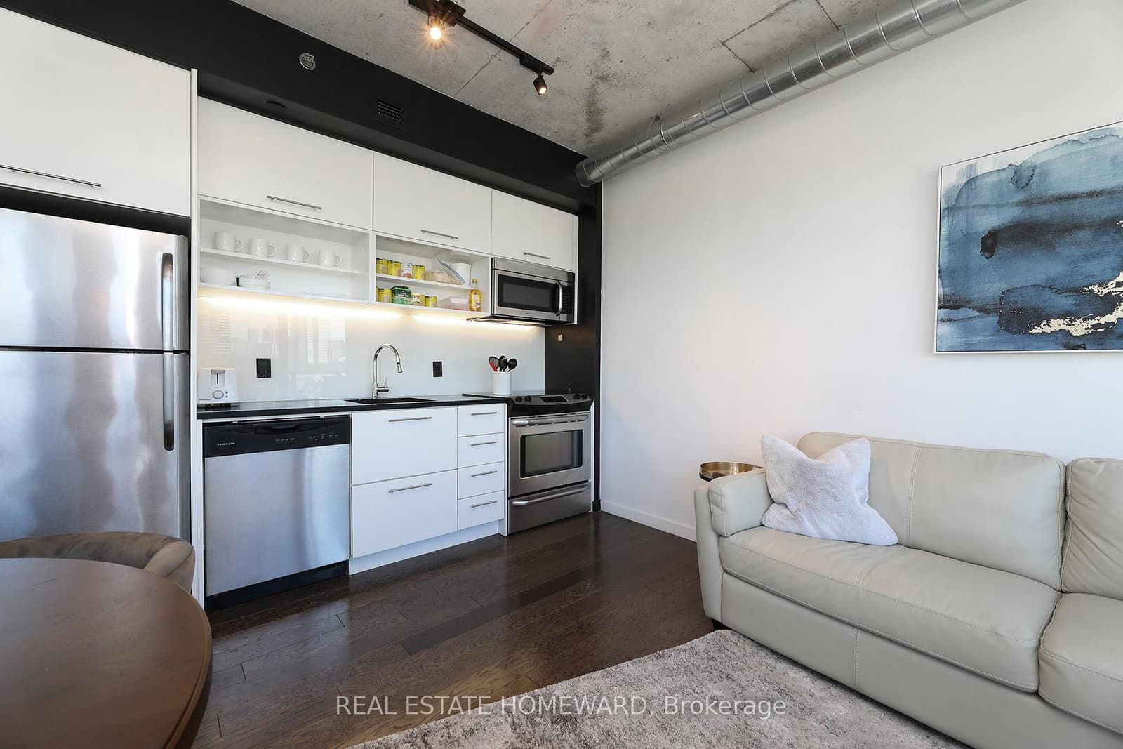 51 Trolley Crescent, Unit 603 thumbnail 6