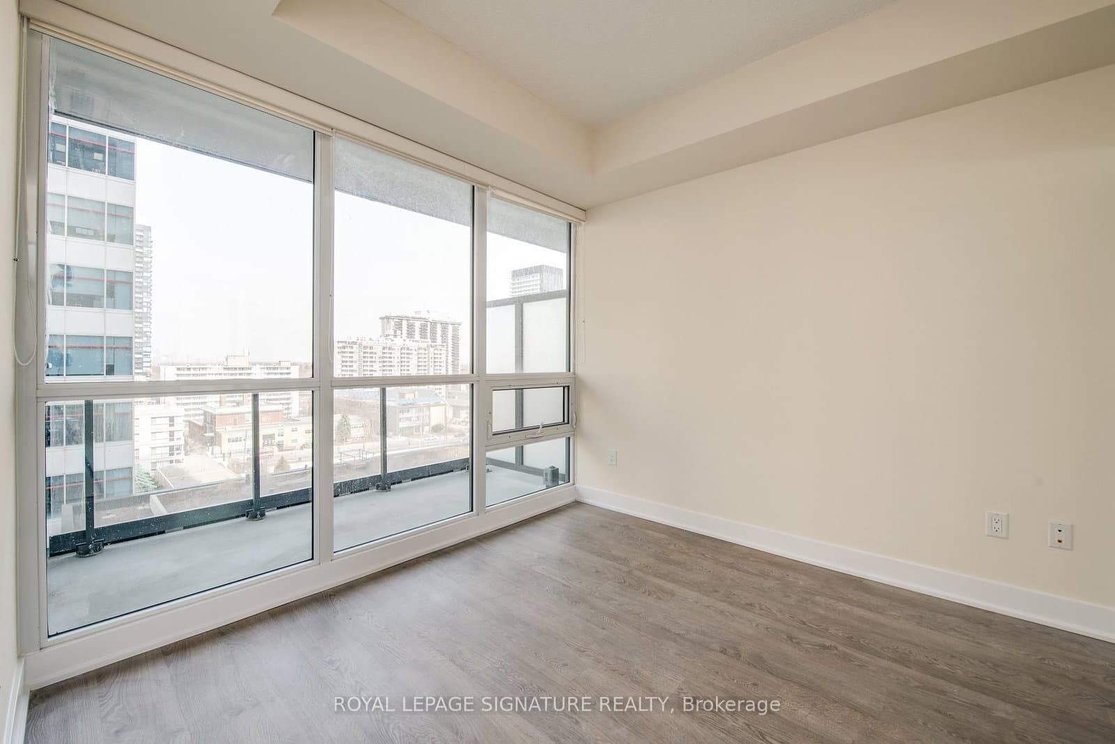 30 Roehampton Avenue, Unit 806 thumbnail 13