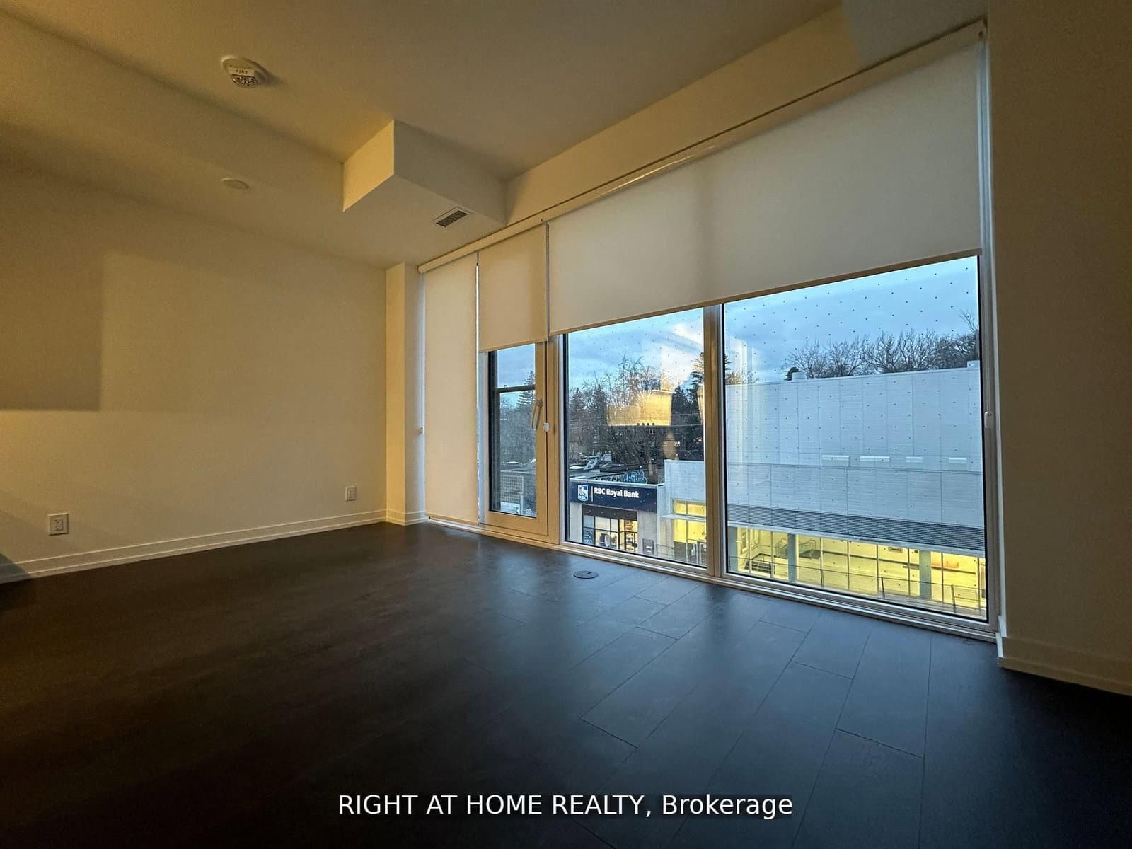 2020 Bathurst Street, Unit 320 thumbnail 10