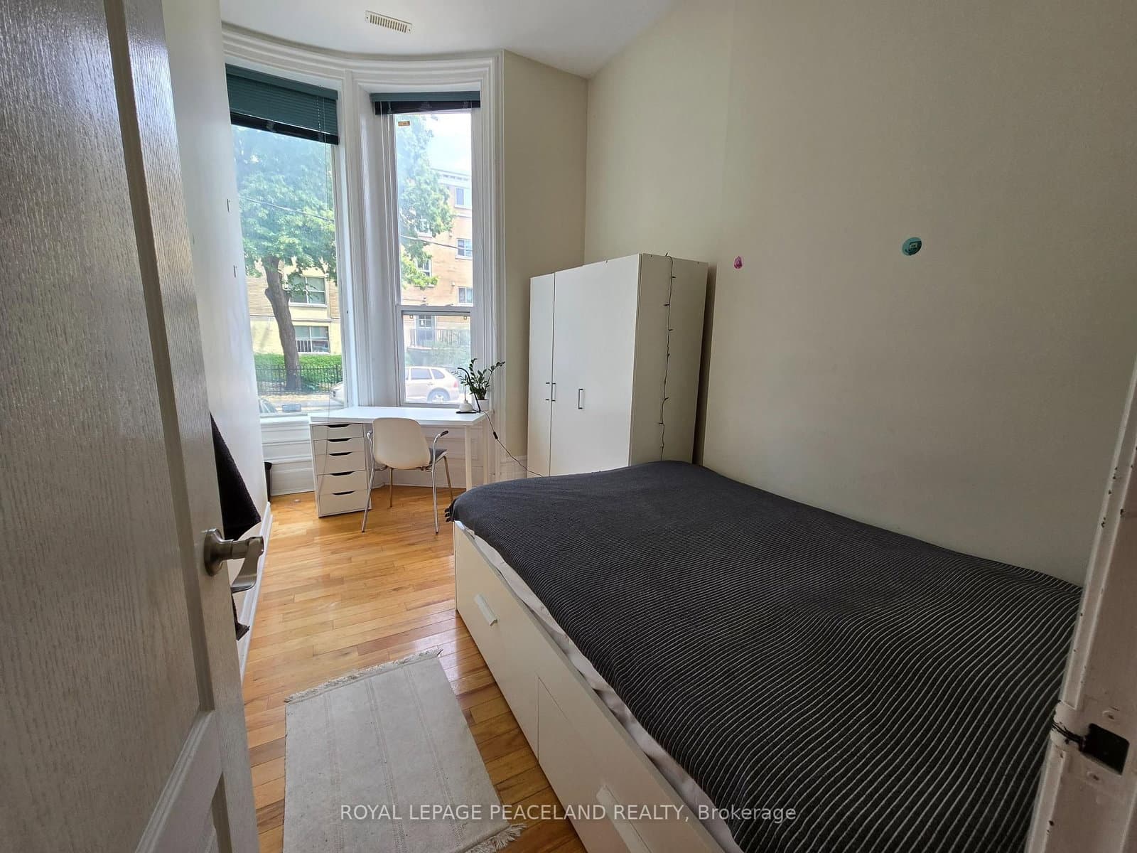 34 Ross Street, Unit 1A - Image 1