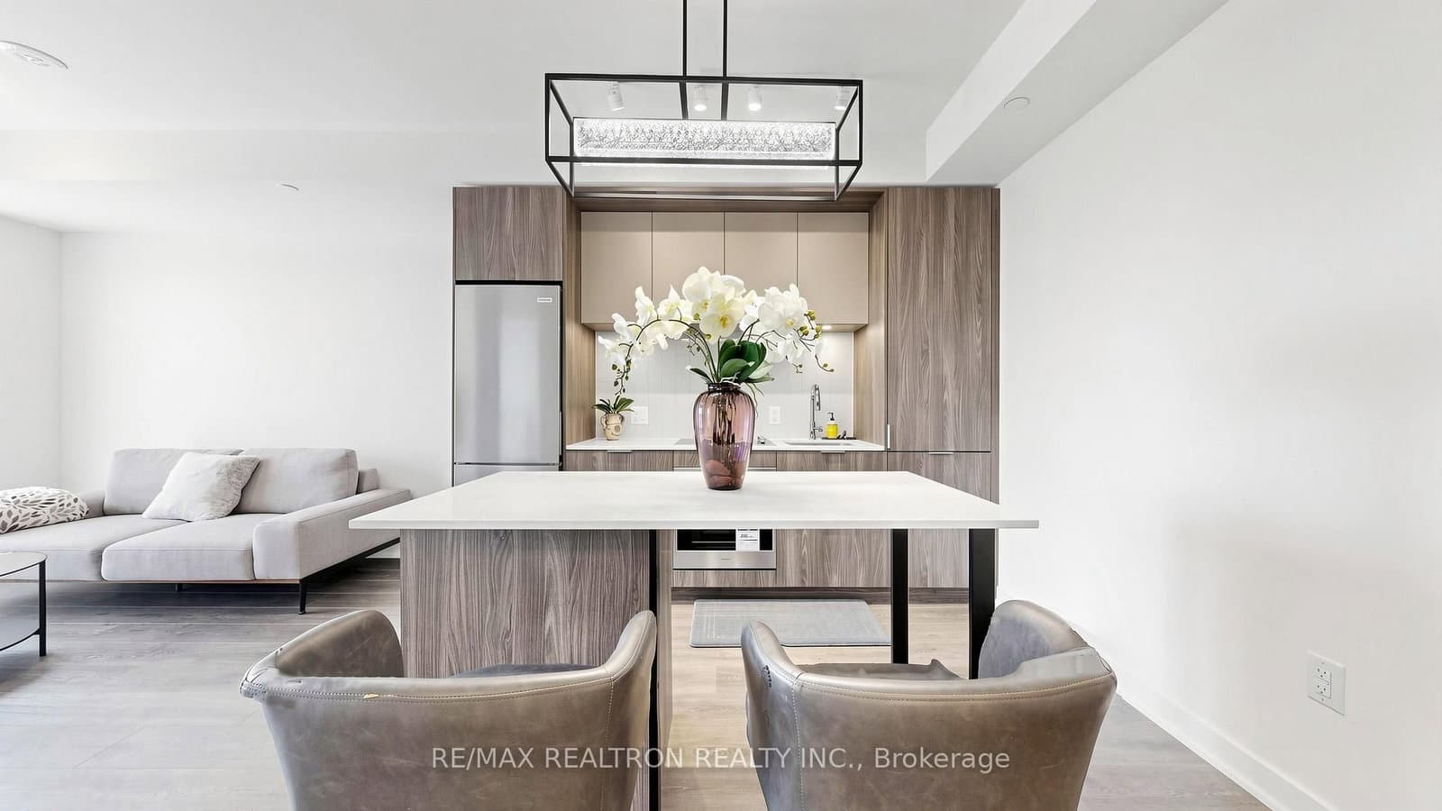 130 River Street, Unit 901 thumbnail 2