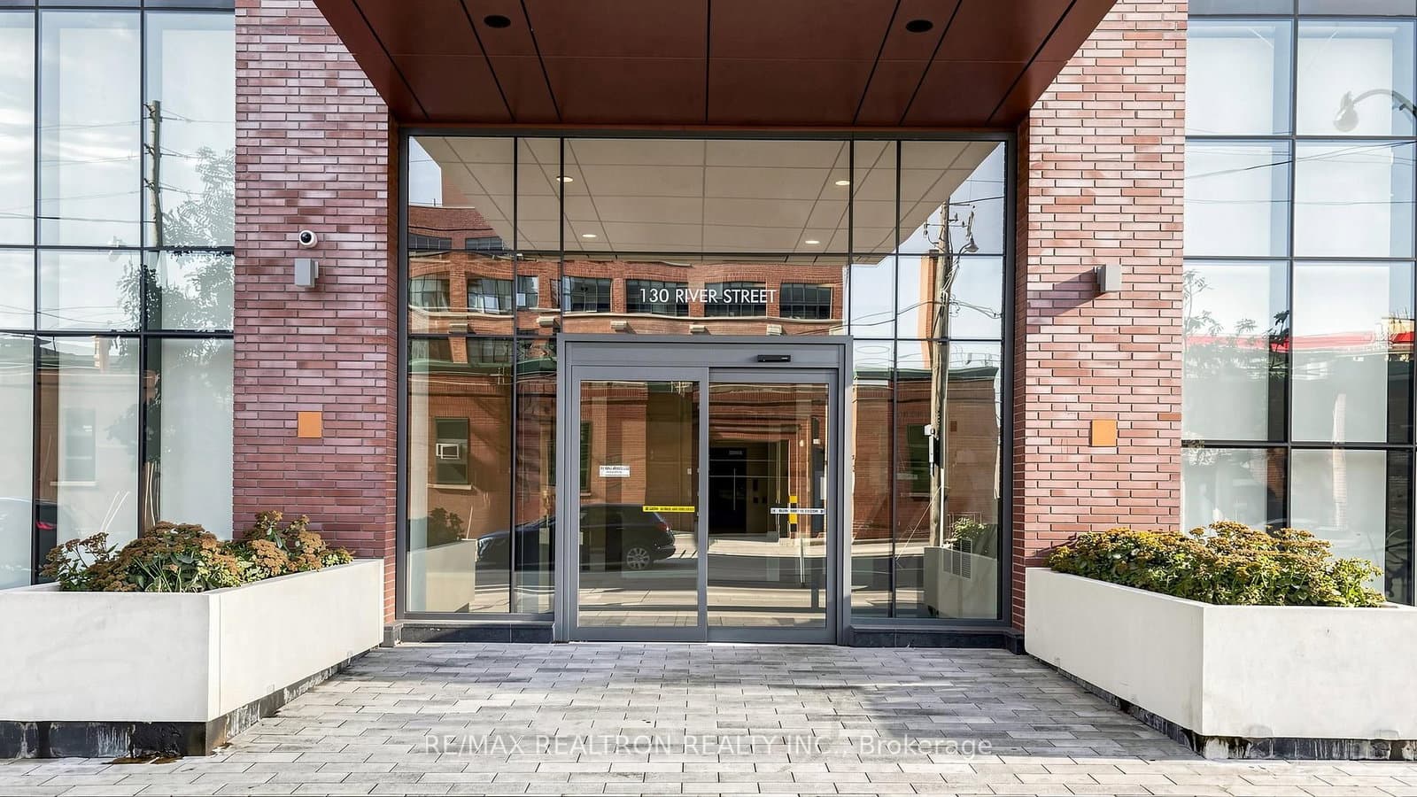 130 River Street, Unit 901 thumbnail 35