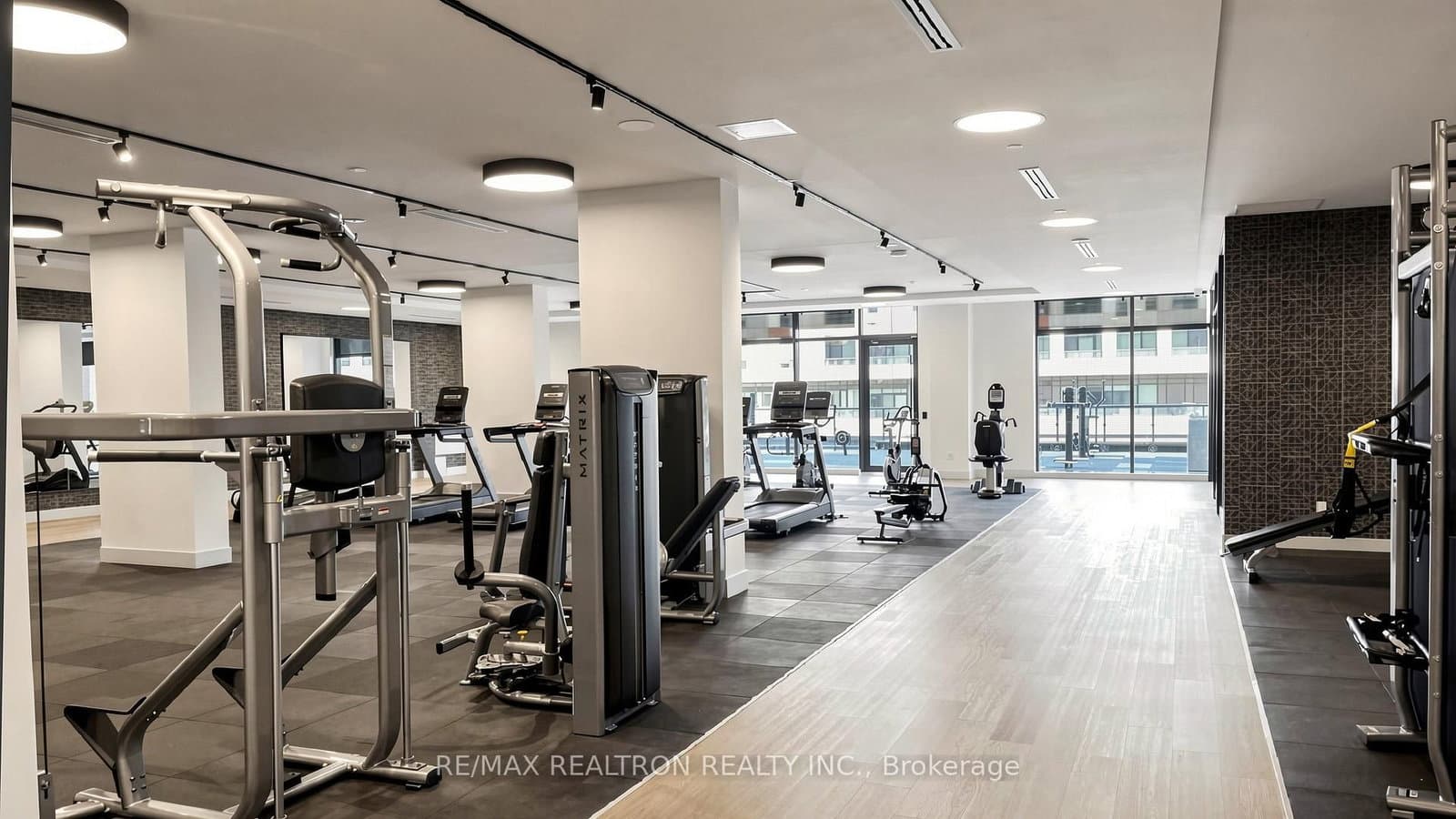 130 River Street, Unit 901 thumbnail 42