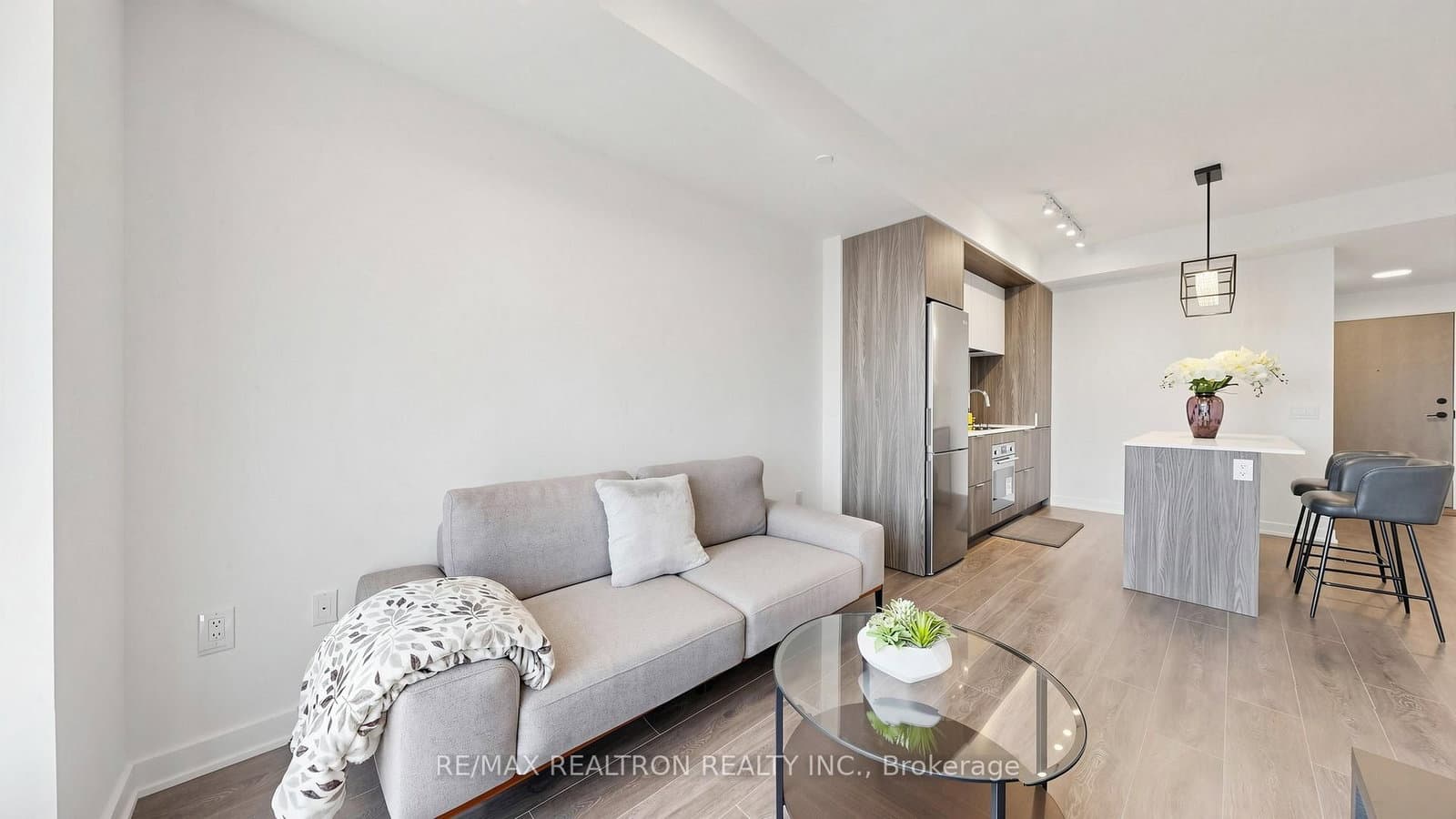 130 River Street, Unit 901 thumbnail 7