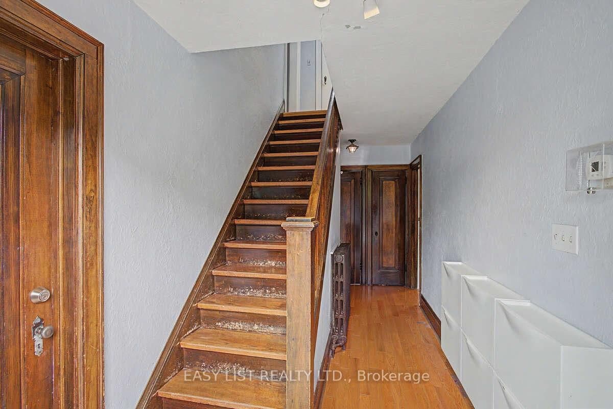 77 Avondale Avenue thumbnail 7