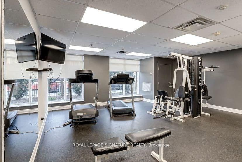 140 Bathurst Street, Unit 207 thumbnail 16