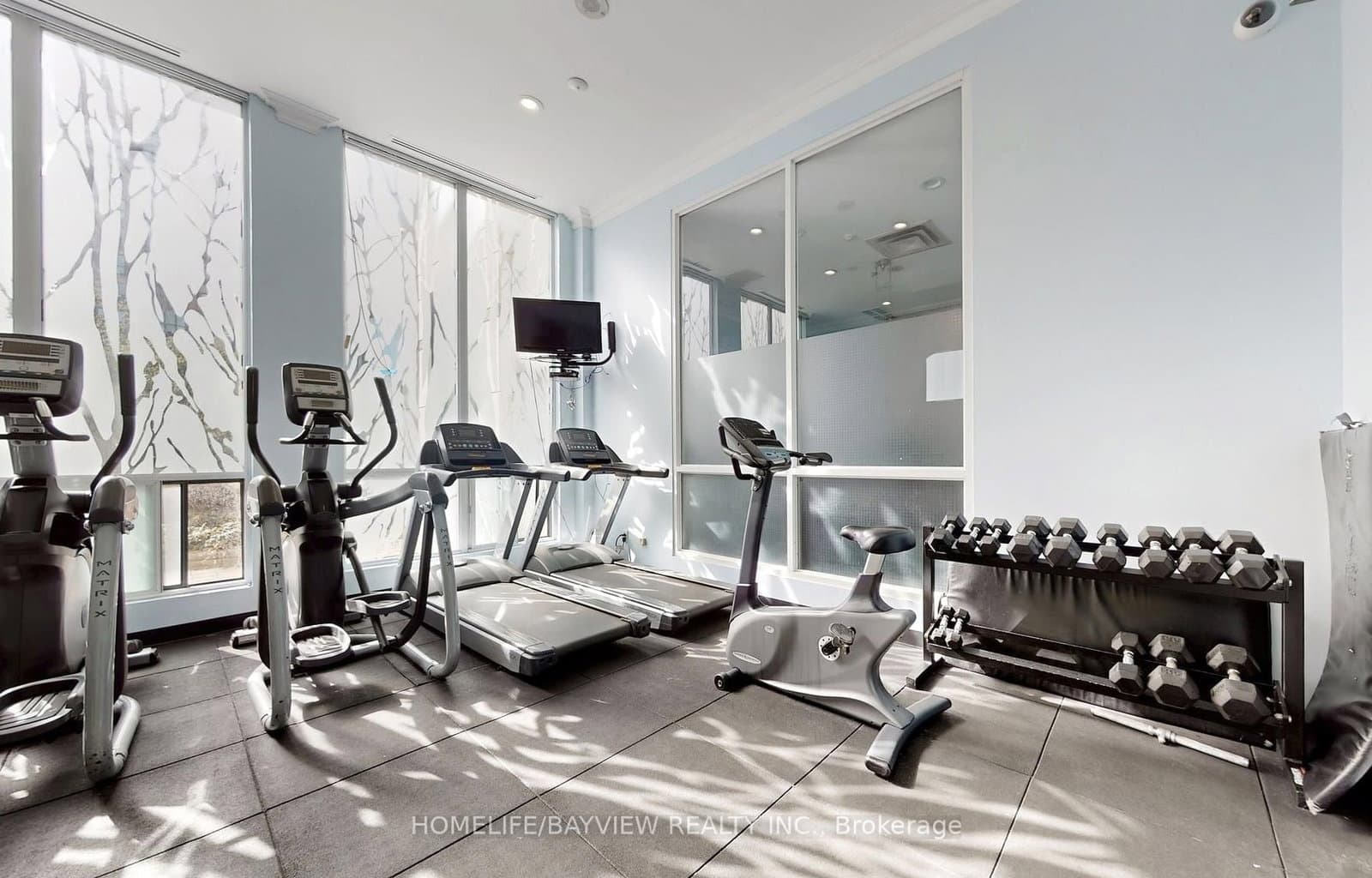 7 Lorraine Drive, Unit 1816 thumbnail 18