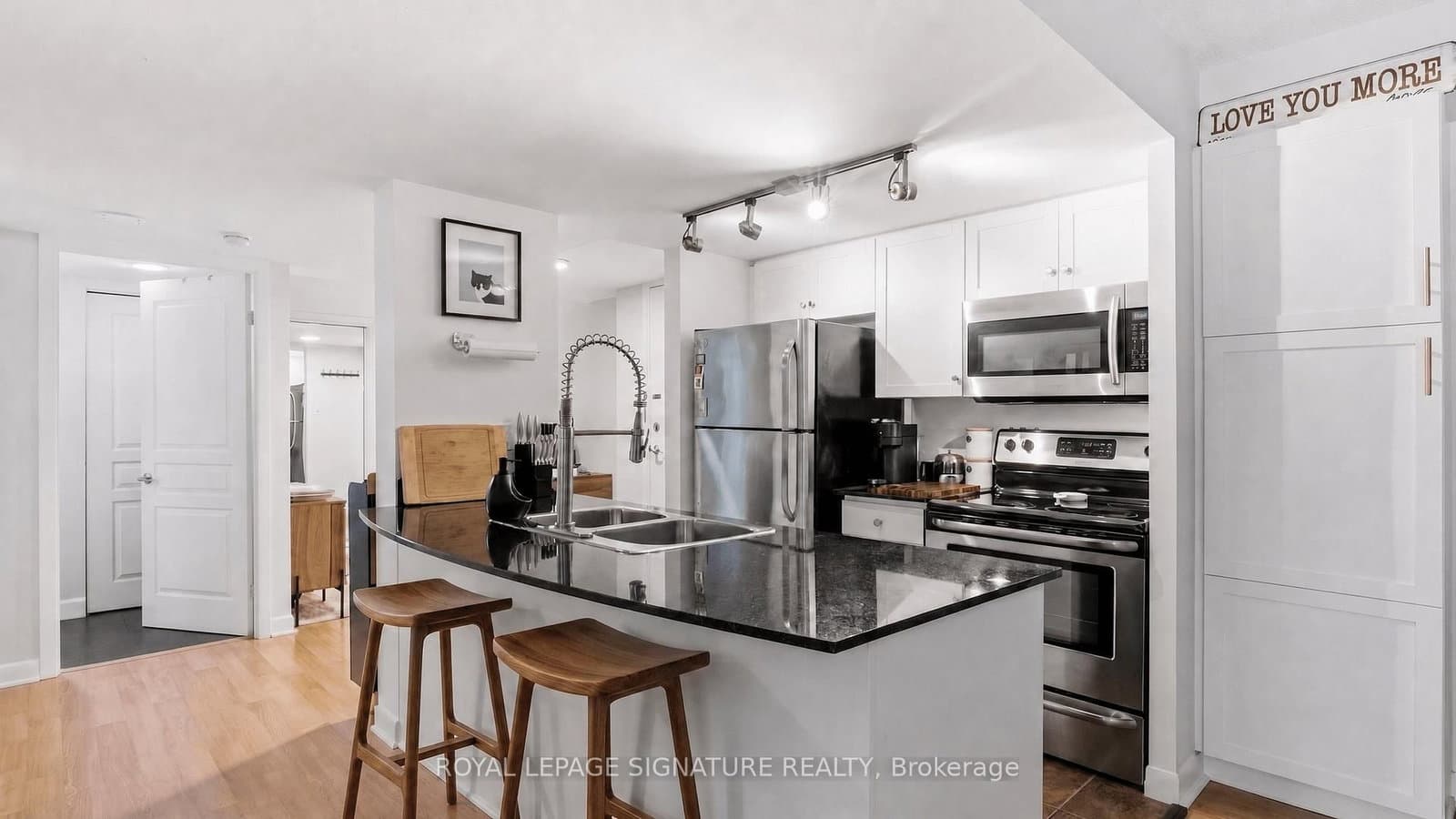 323 Richmond Street E, Unit 704 thumbnail 2