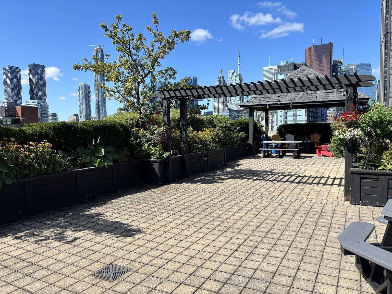 323 Richmond Street E, Unit 704 thumbnail 23
