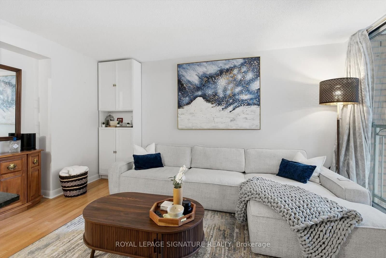 323 Richmond Street E, Unit 704 thumbnail 6