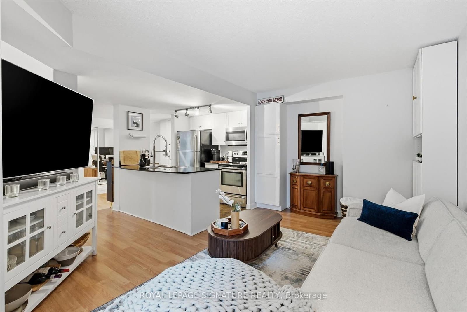 323 Richmond Street E, Unit 704 thumbnail 7
