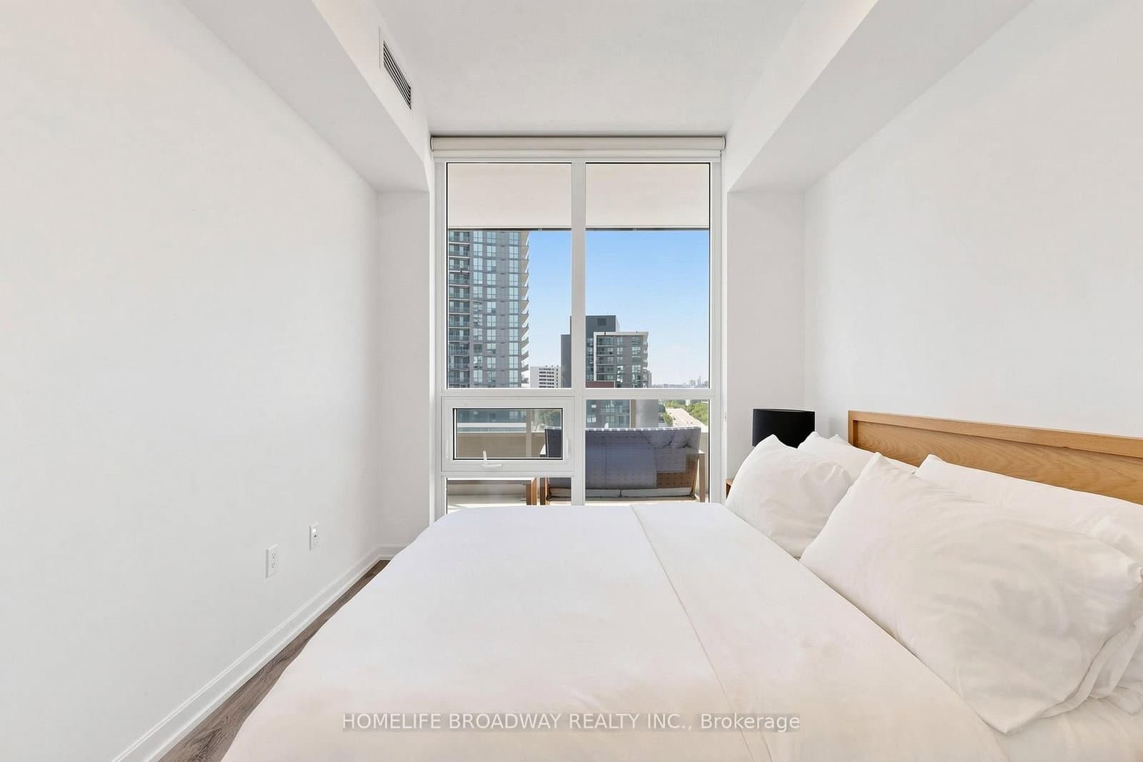 52 Forest Manor Road, Unit 1009 thumbnail 18