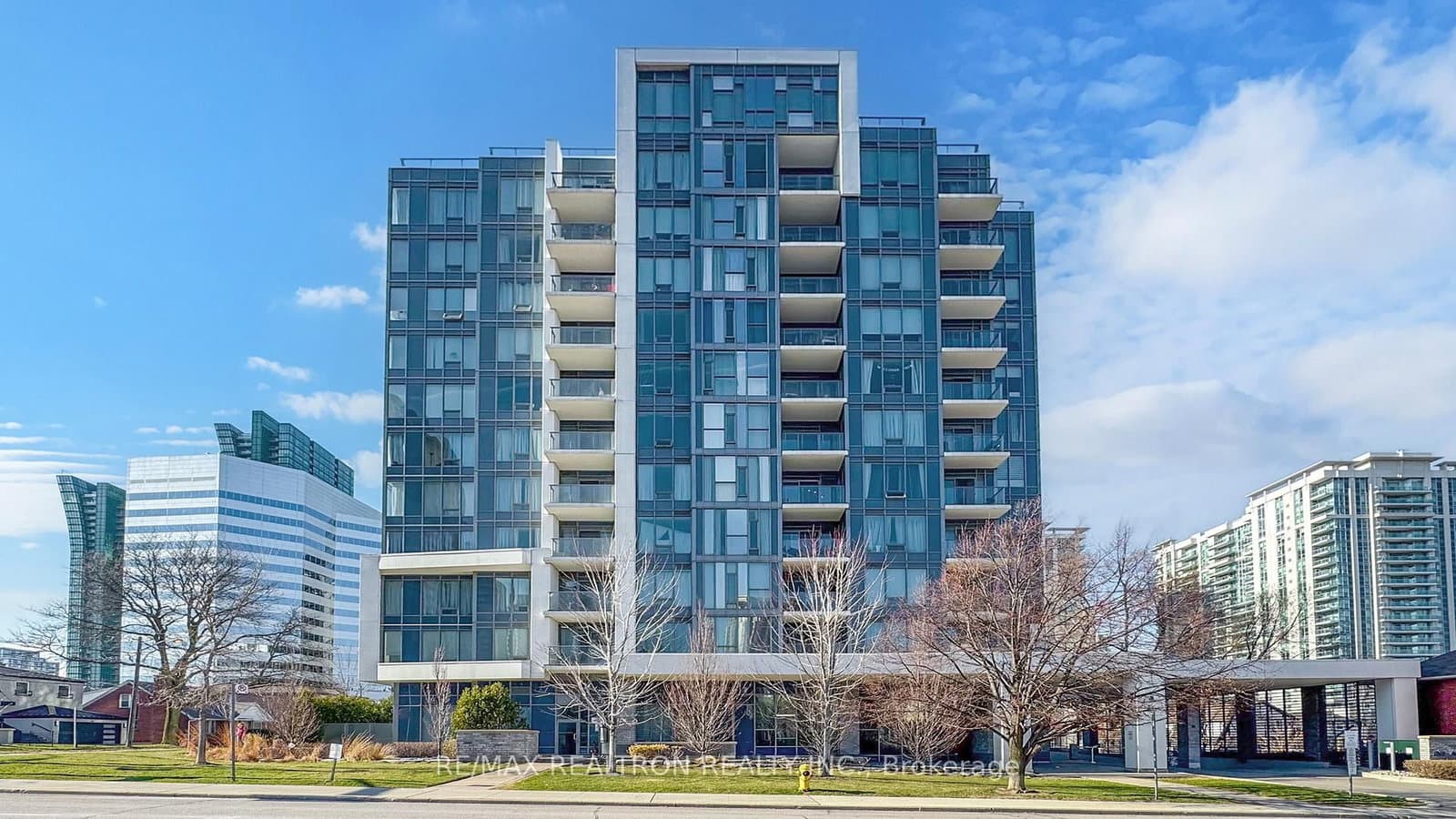 28 Avondale Avenue, Unit 1102 - Image 1