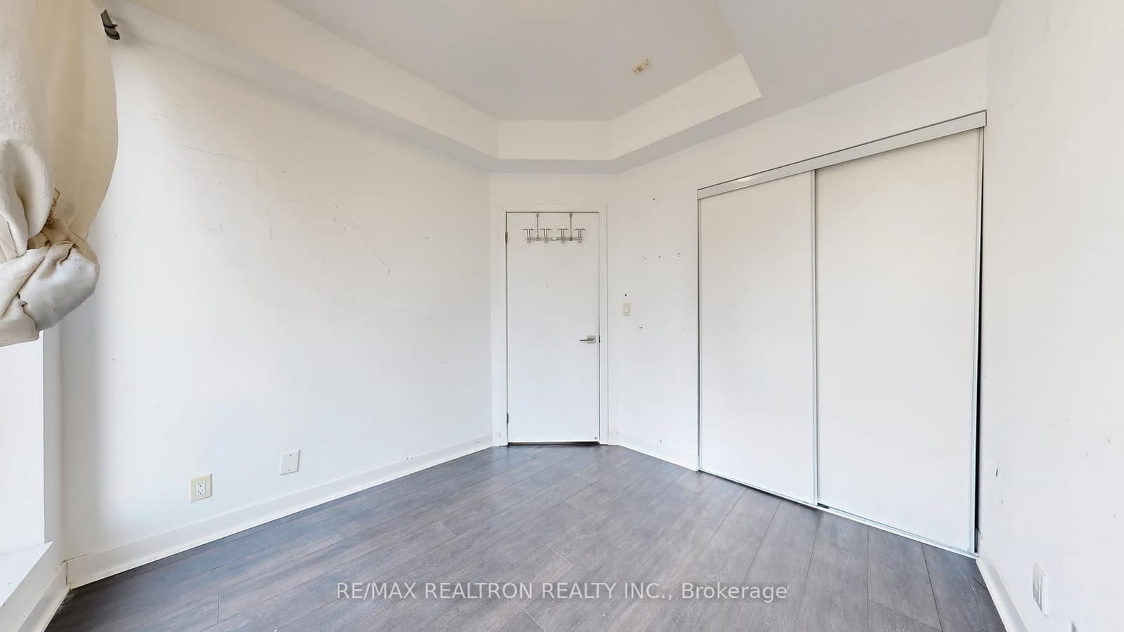 28 Avondale Avenue, Unit 1102 thumbnail 22