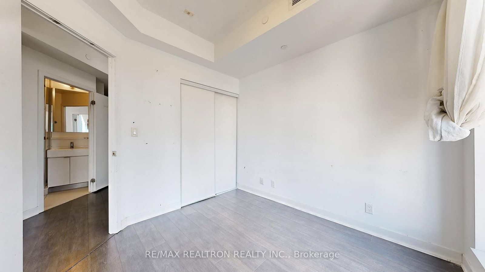 28 Avondale Avenue, Unit 1102 thumbnail 23