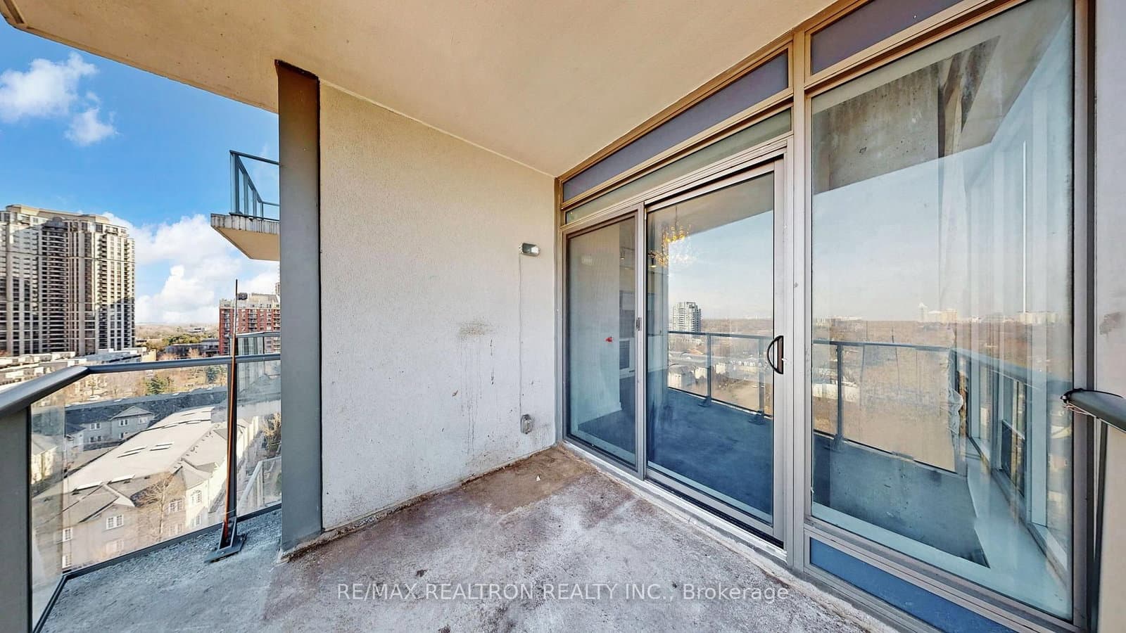 28 Avondale Avenue, Unit 1102 thumbnail 28