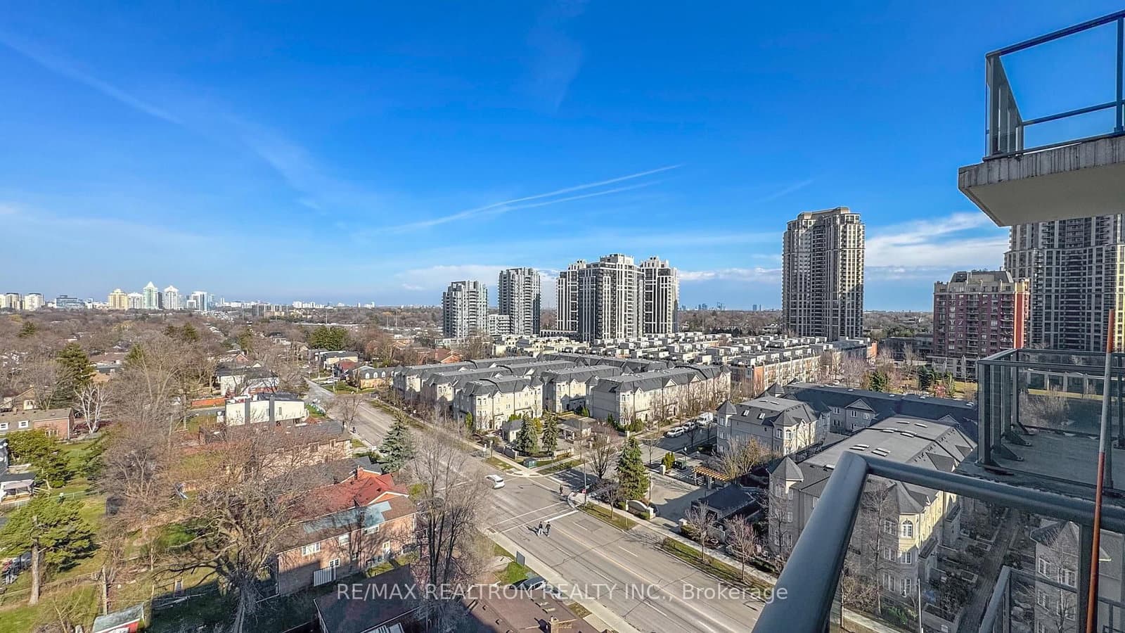 28 Avondale Avenue, Unit 1102 thumbnail 32