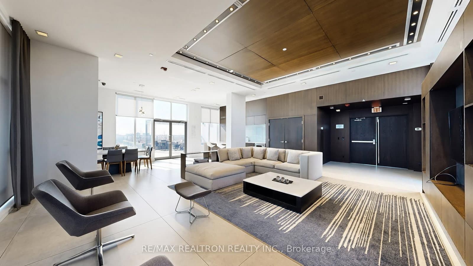 28 Avondale Avenue, Unit 1102 thumbnail 35