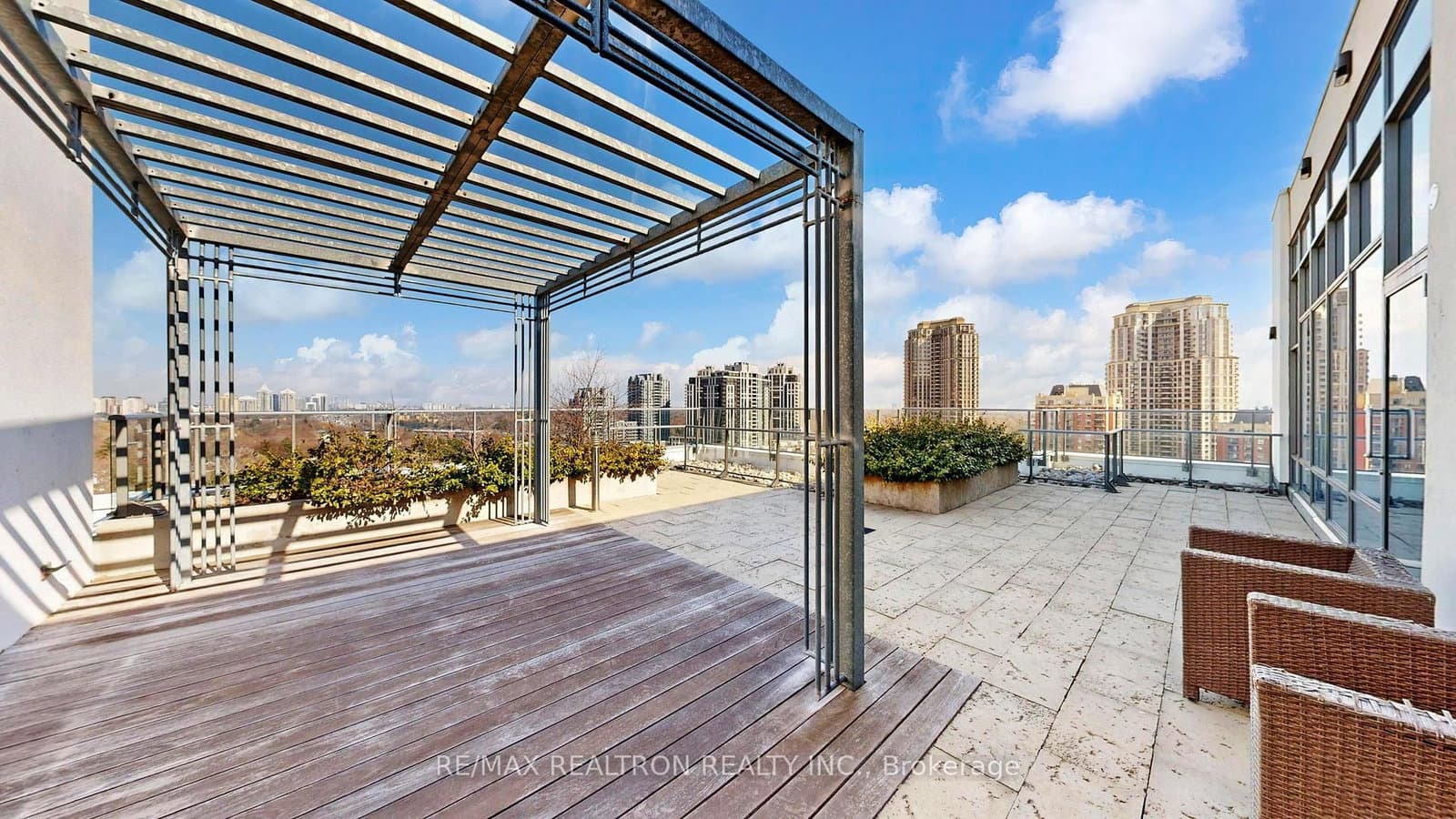 28 Avondale Avenue, Unit 1102 thumbnail 42