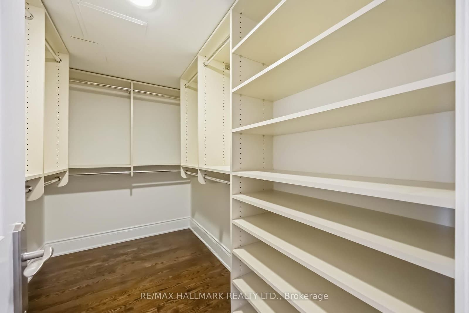 80 Harrison Garden Boulevard, Unit 1821 thumbnail 21