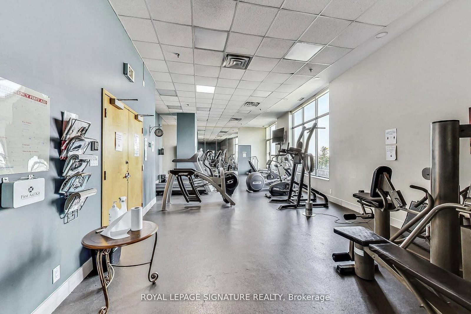700 King Street W, Unit 801 thumbnail 15