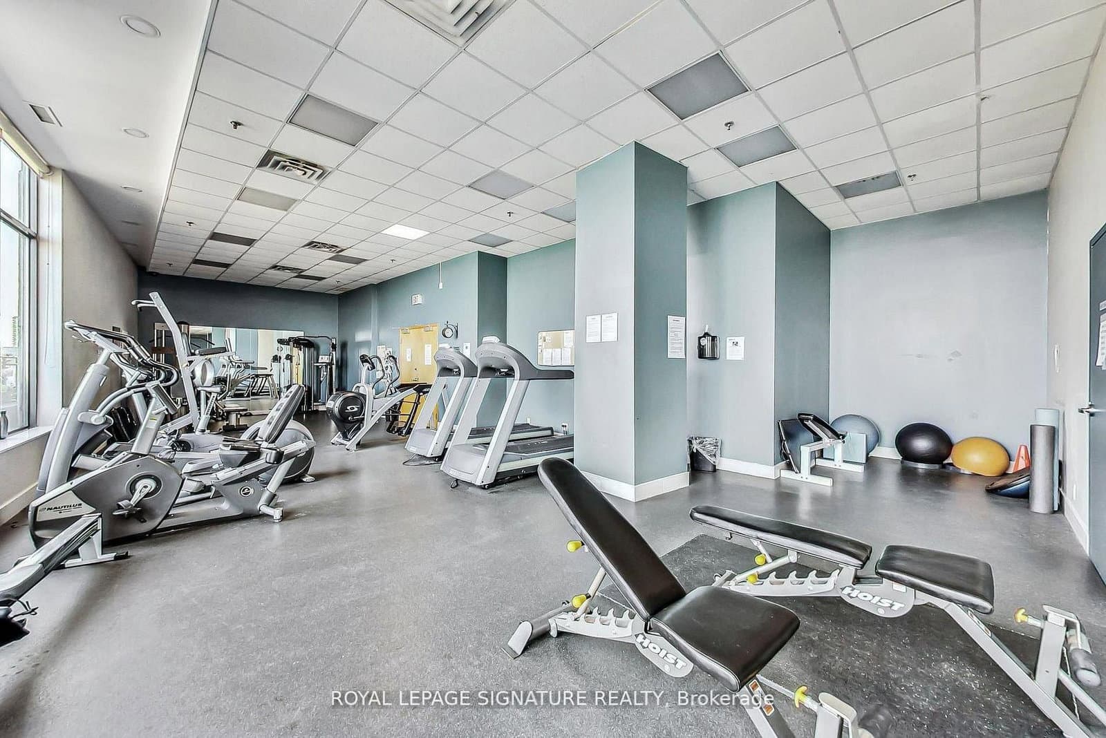 700 King Street W, Unit 801 thumbnail 16