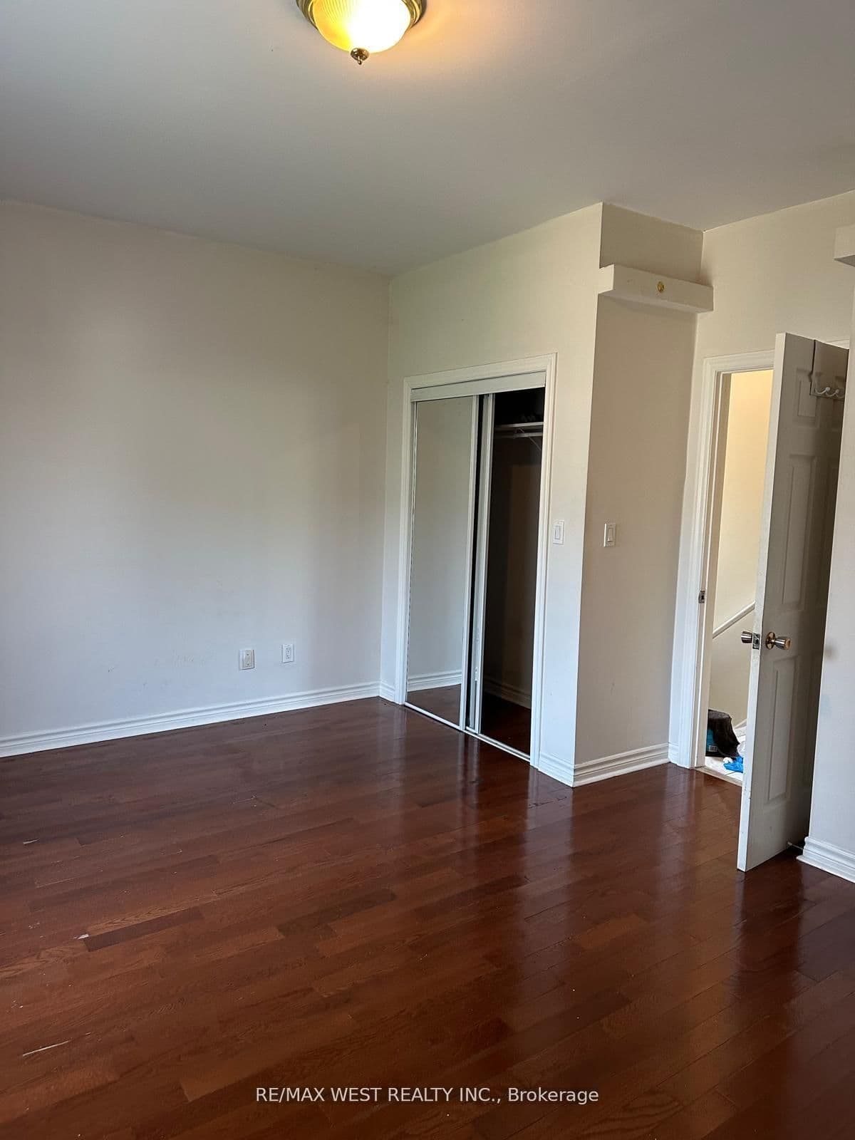 563 Ossington Avenue, Unit Main thumbnail 10