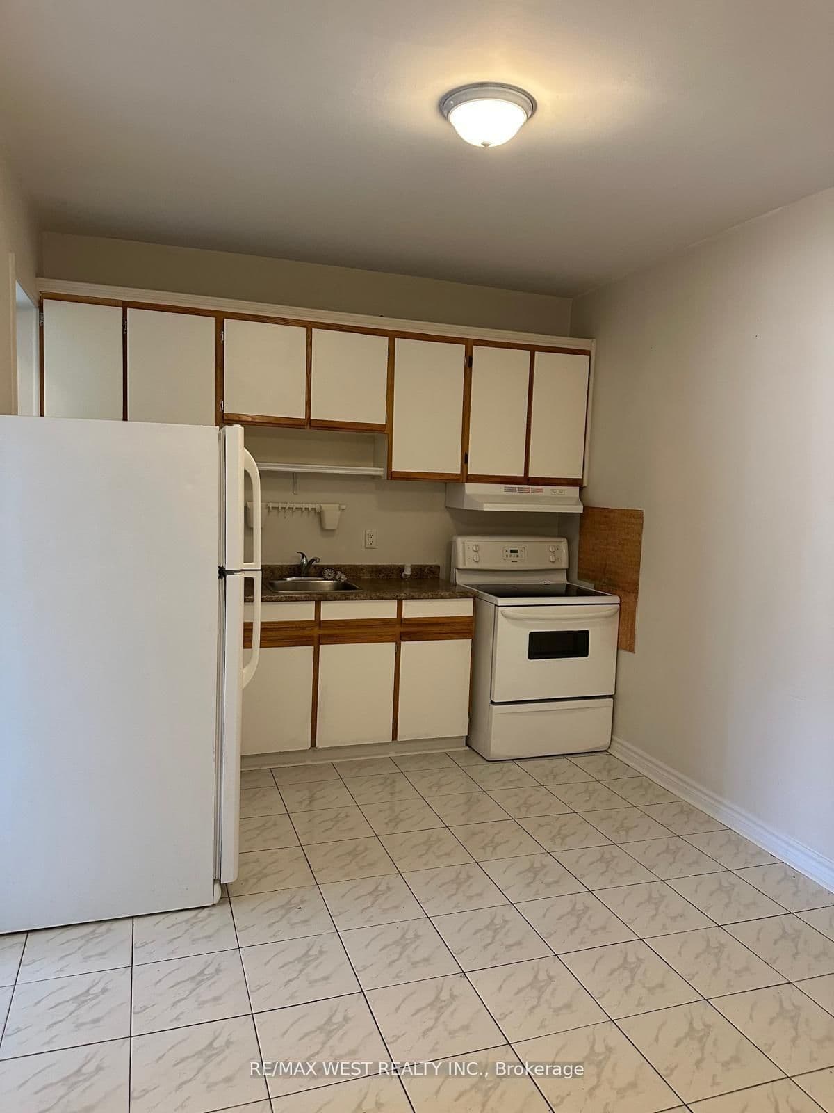 563 Ossington Avenue, Unit Main thumbnail 14