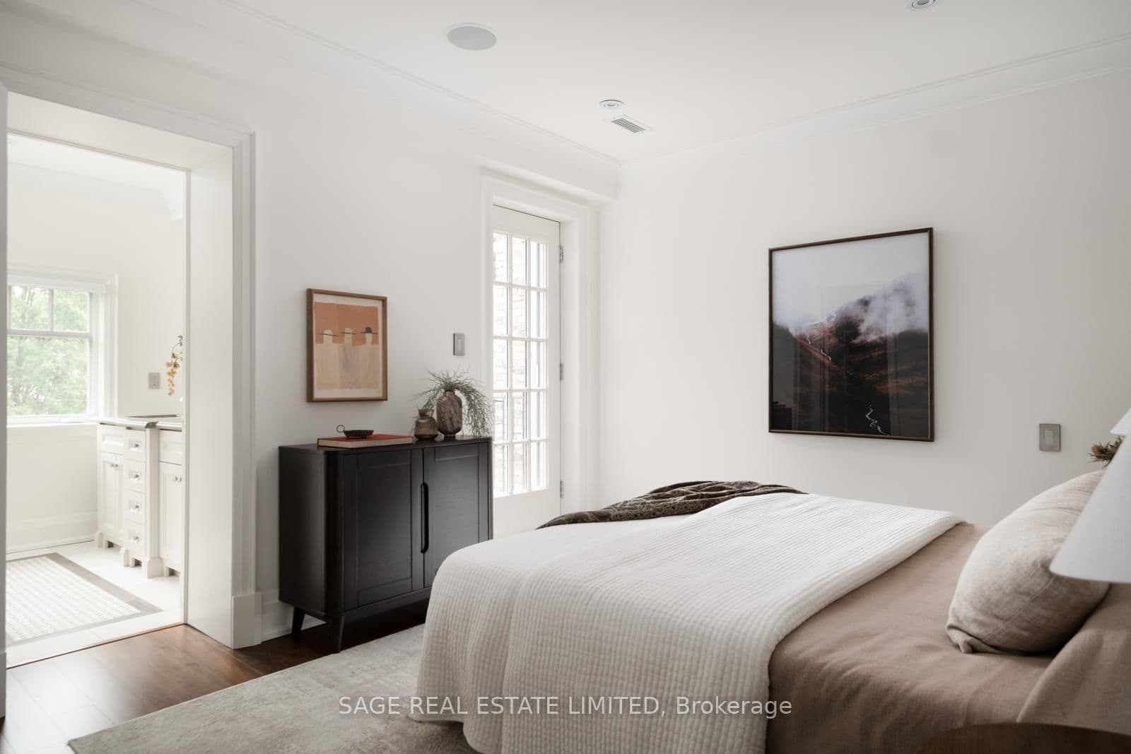319 Lonsdale Road, Unit 3D thumbnail 20