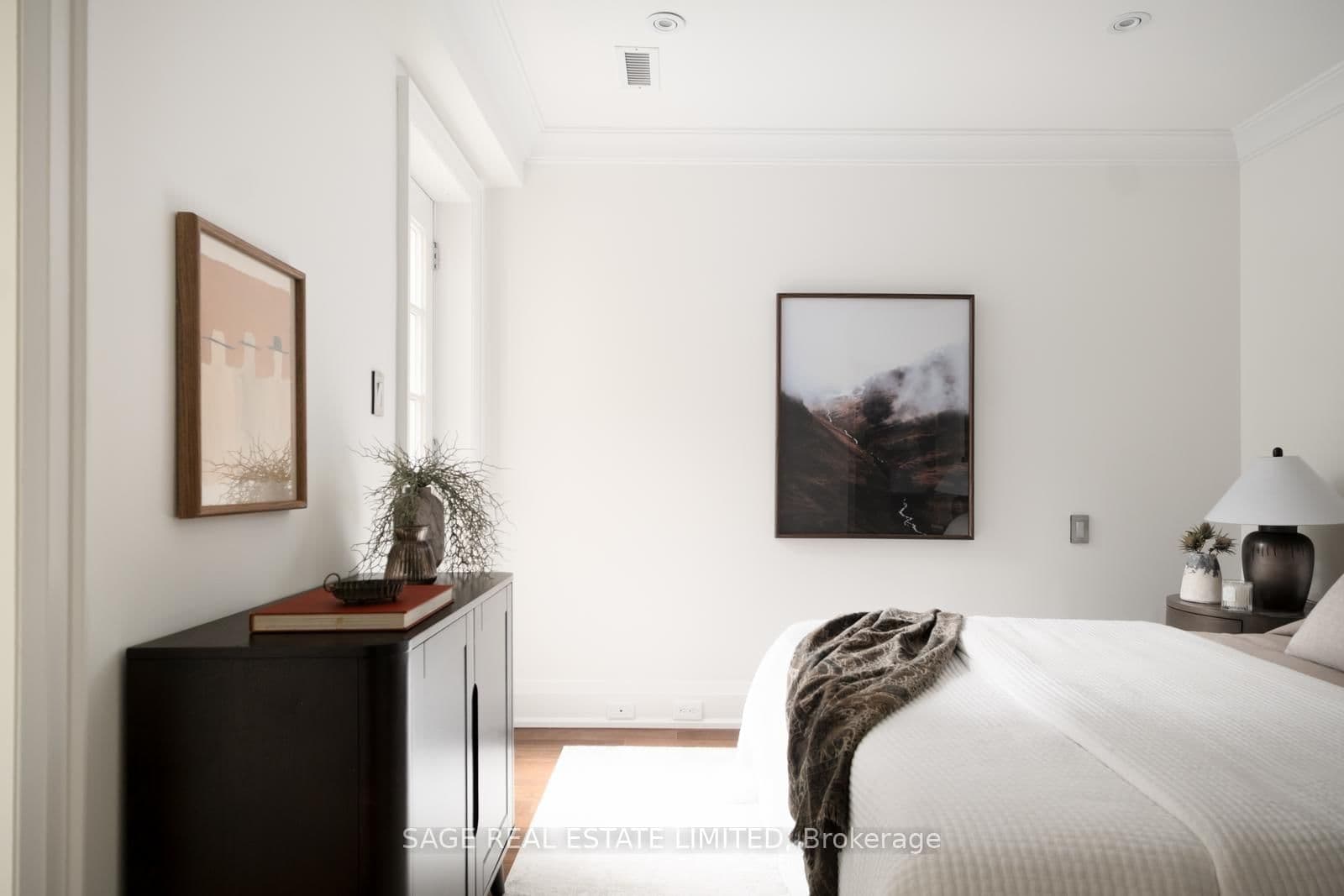 319 Lonsdale Road, Unit 3D thumbnail 21