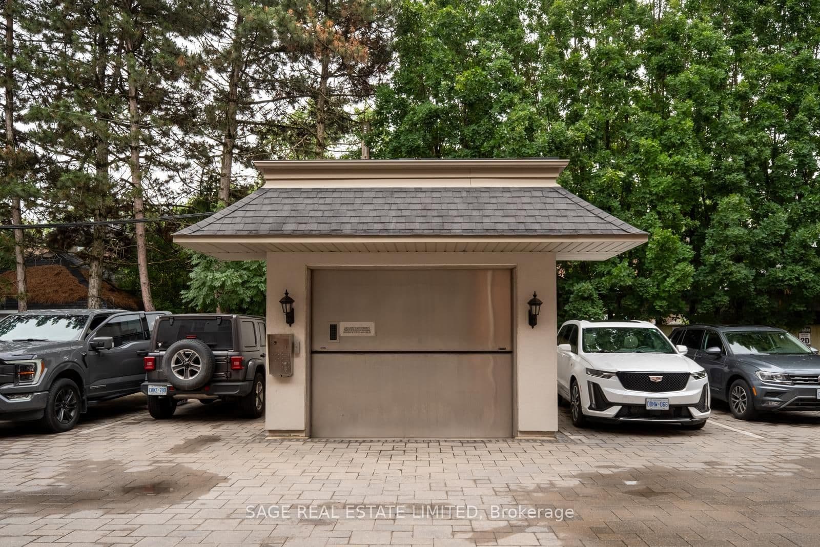 319 Lonsdale Road, Unit 3D thumbnail 48