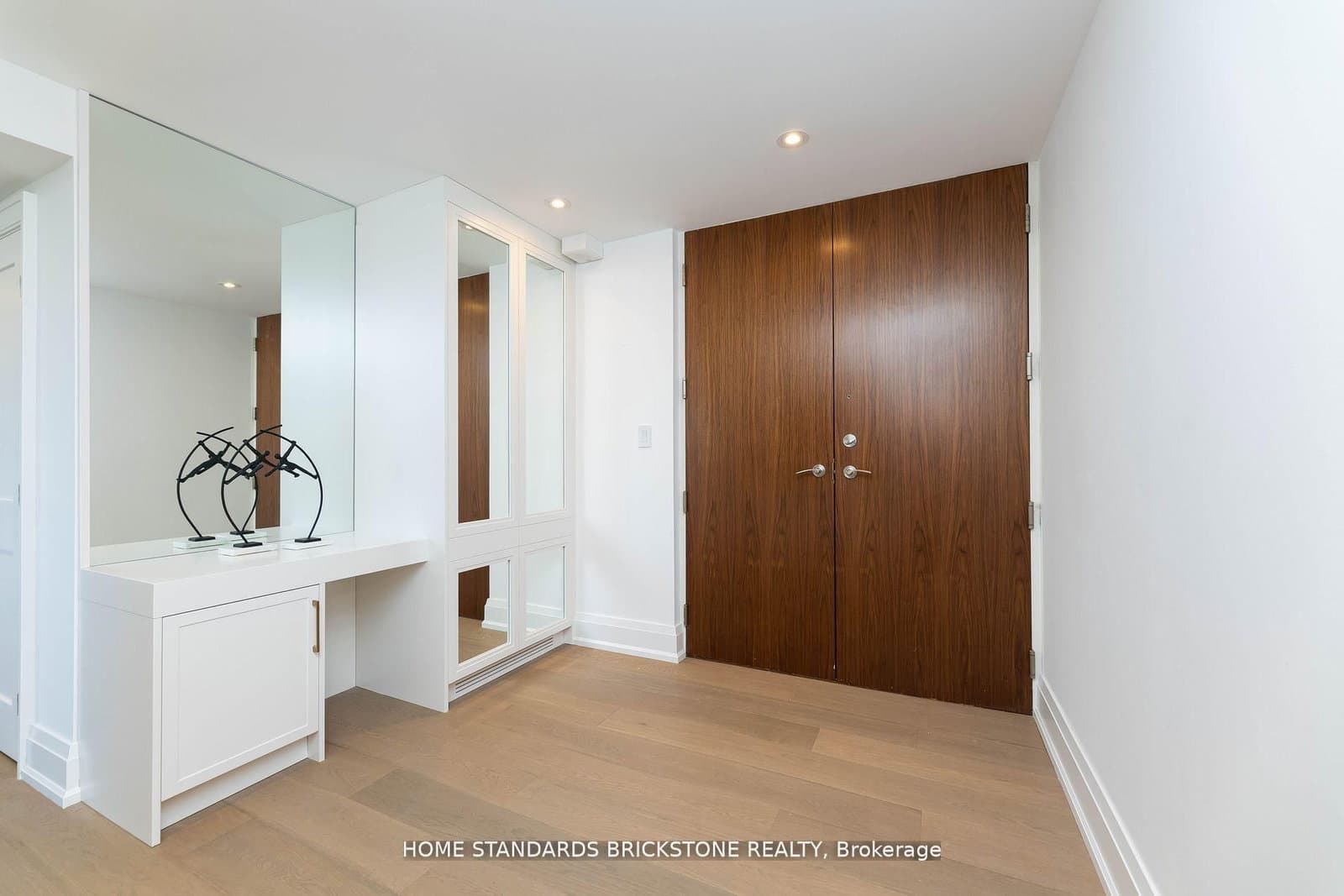 66 Collier Street, Unit 9D thumbnail 5