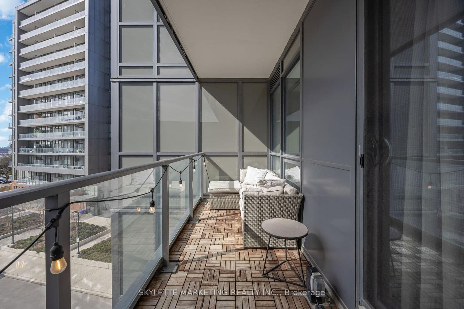 38 Forest Manor Road, Unit 414 thumbnail 27