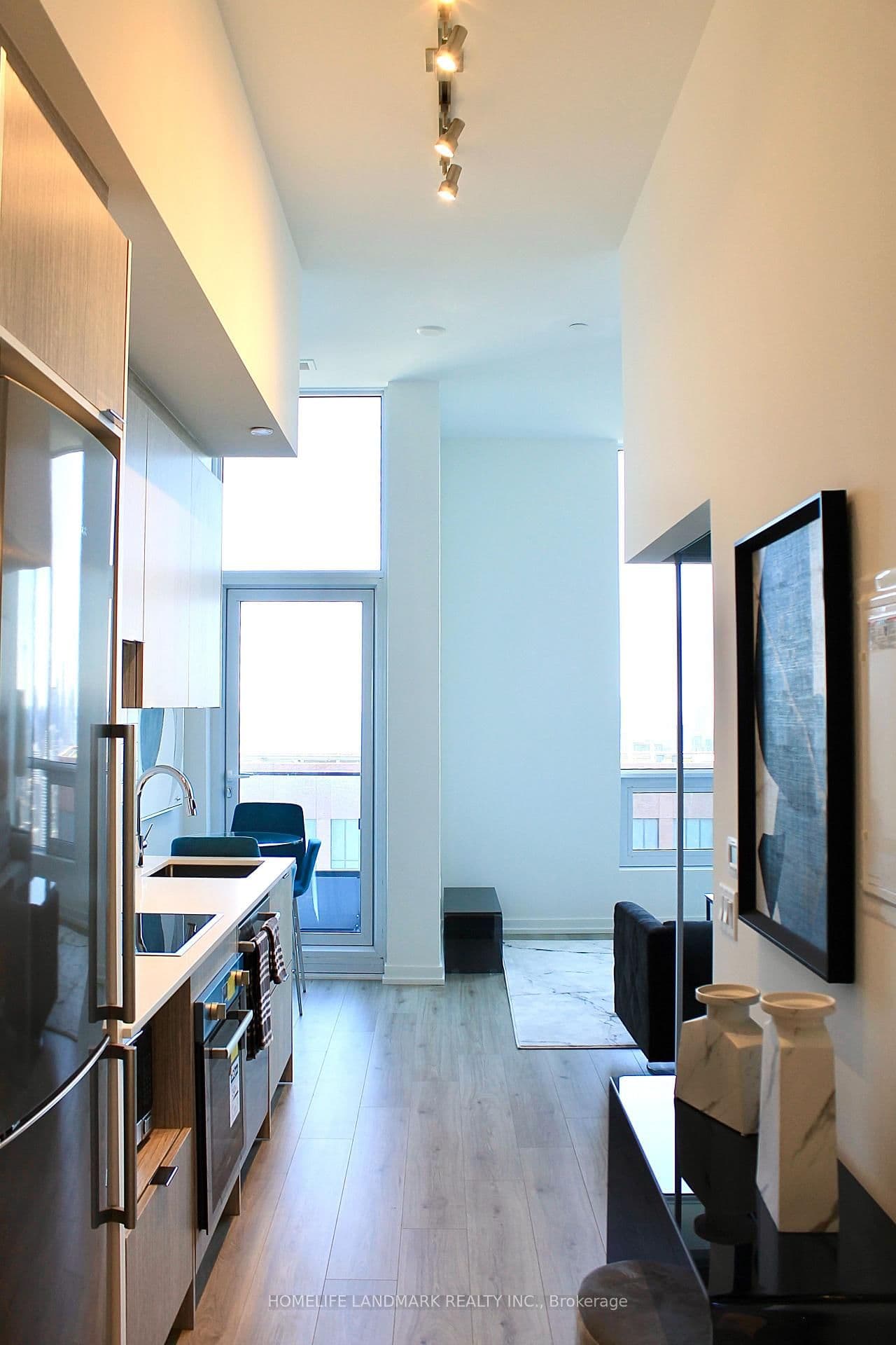 395 Bloor Street E, Unit 5511 thumbnail 8