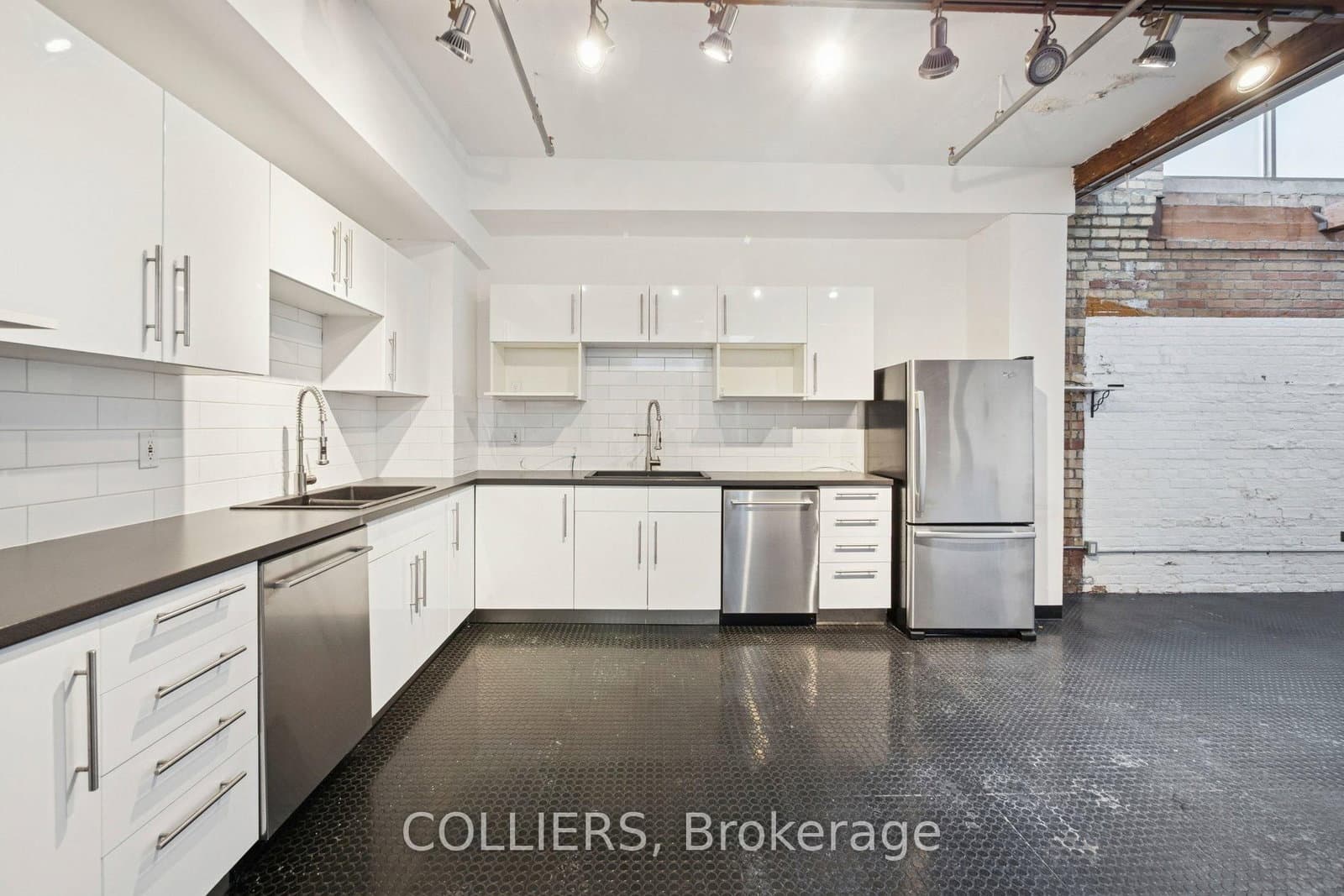 70 Richmond Street E, Unit B01 thumbnail 8