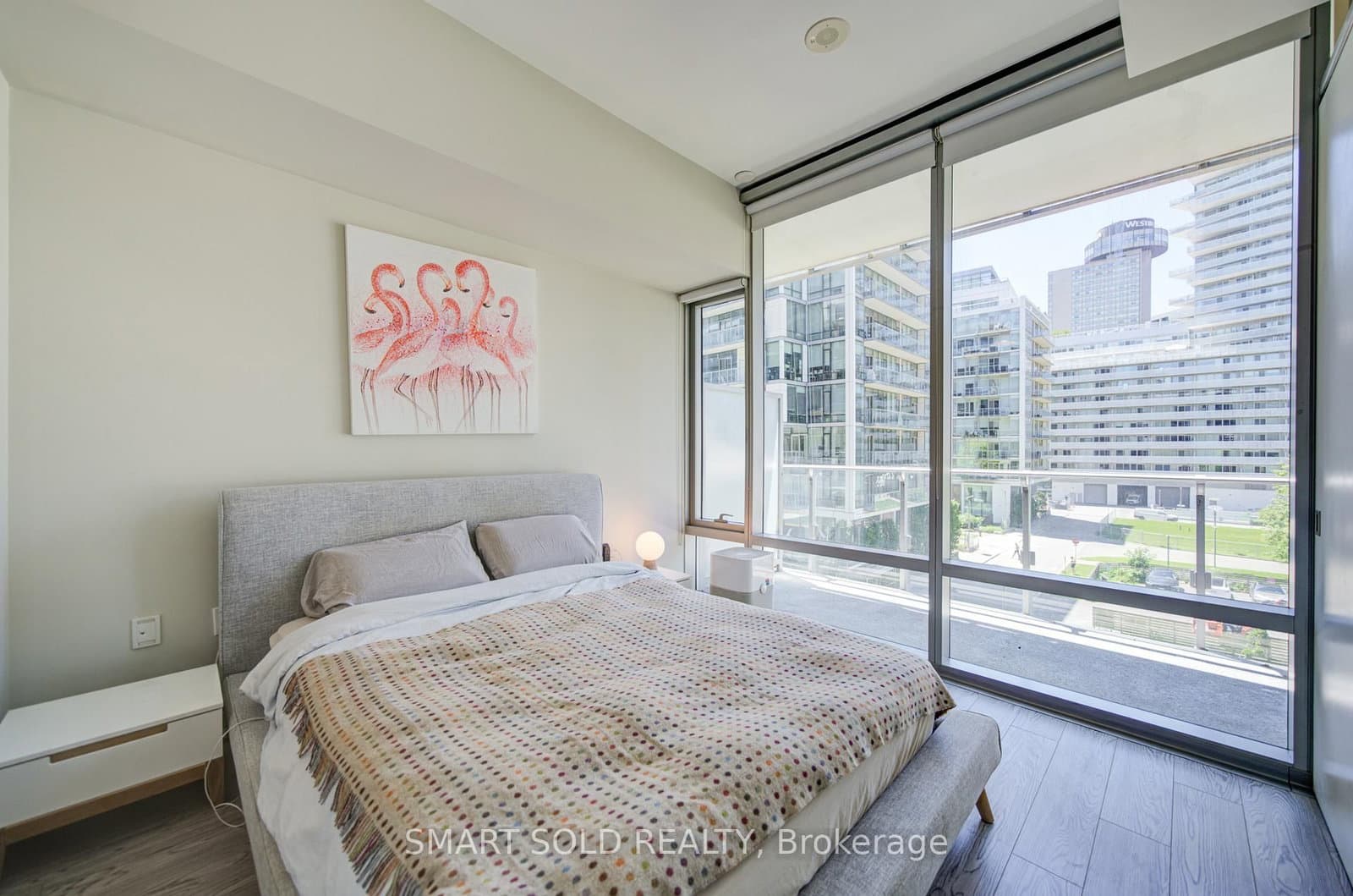 39 Queens Quay E, Unit 436 thumbnail 15