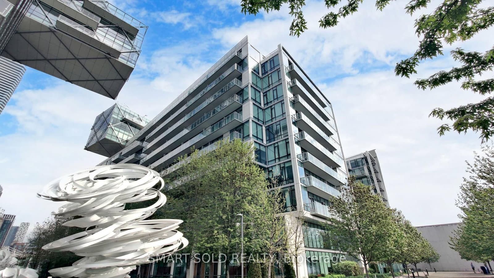 39 Queens Quay E, Unit 436 thumbnail 38