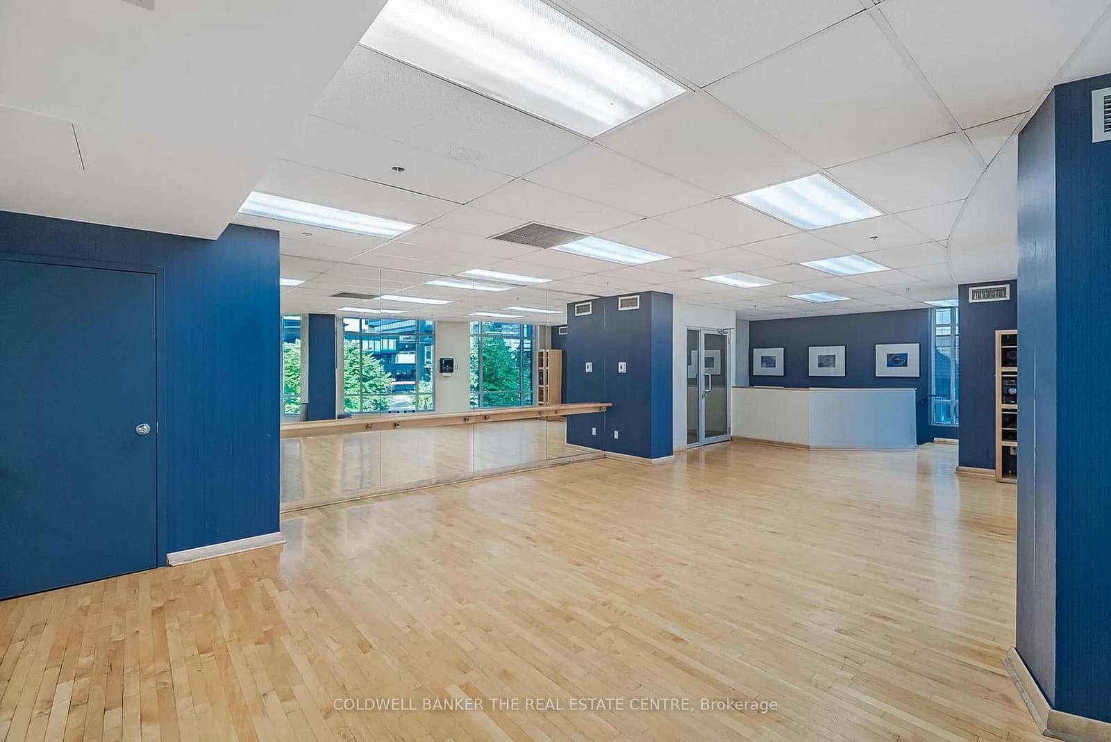 23 Sheppard Avenue E, Unit 912 thumbnail 28