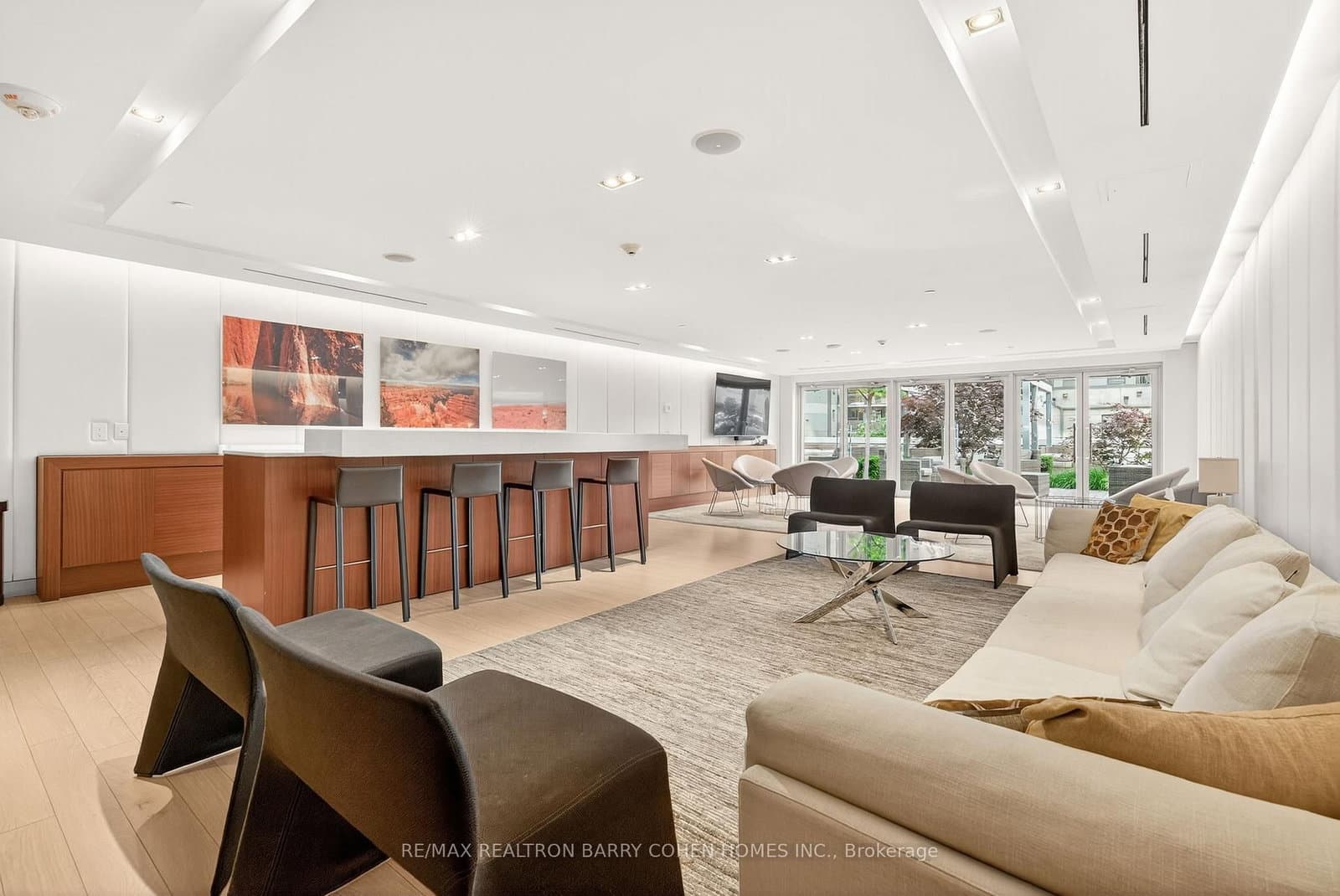 133 Pears Avenue thumbnail 40